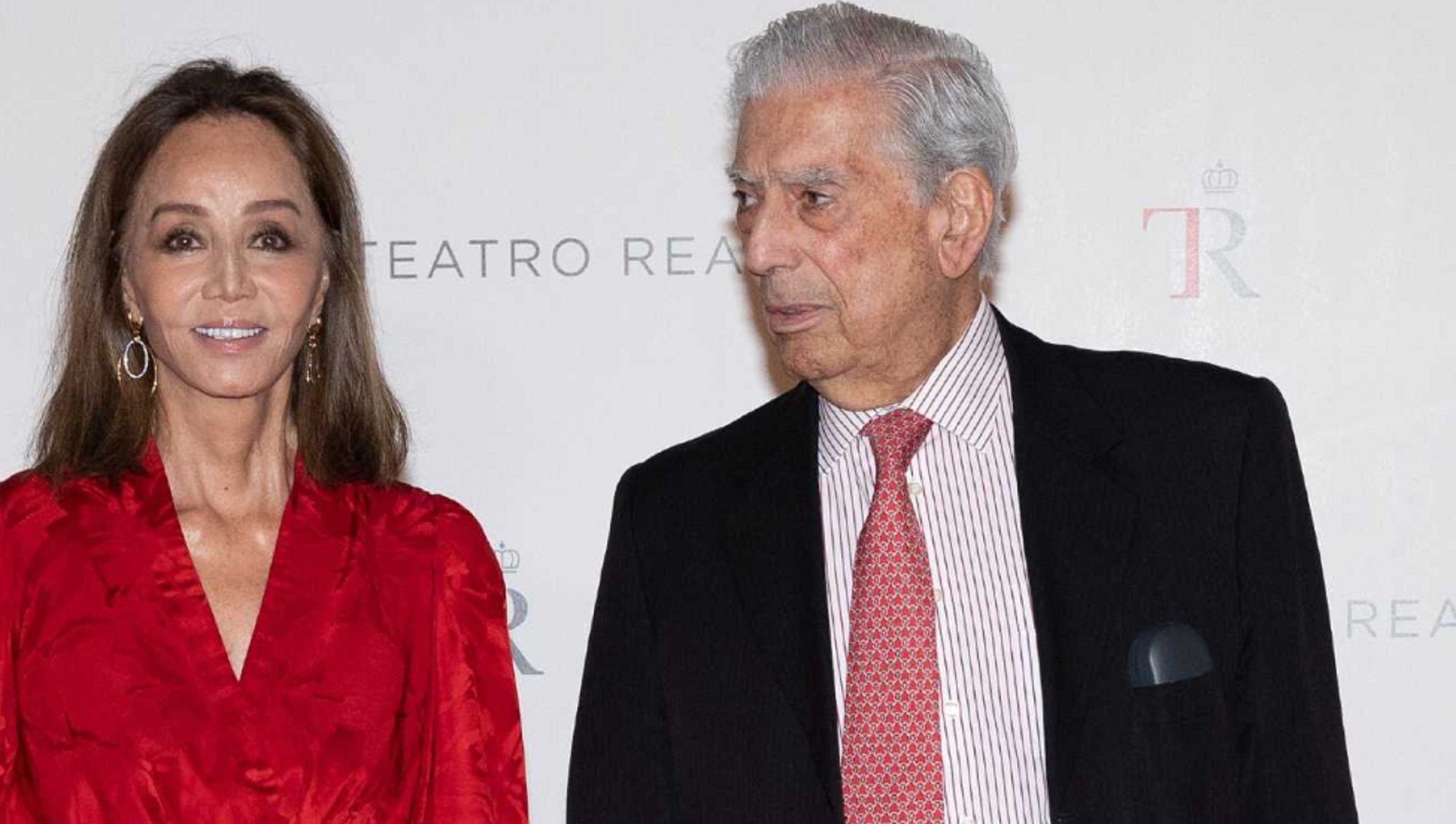 El numeret de Mario Vargas Llosa en un hotel de Nova York: la Preysler i els hostes, atemorits
