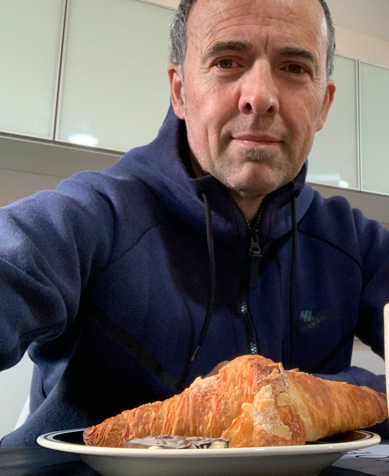 El presentador de TV3 Jordi Eroles, brutal en veure una aberració sobre el català en una cafeteria El presentador de TV3 Jordi Eroles, brutal en veure una aberració sobre el català en una cafeteria