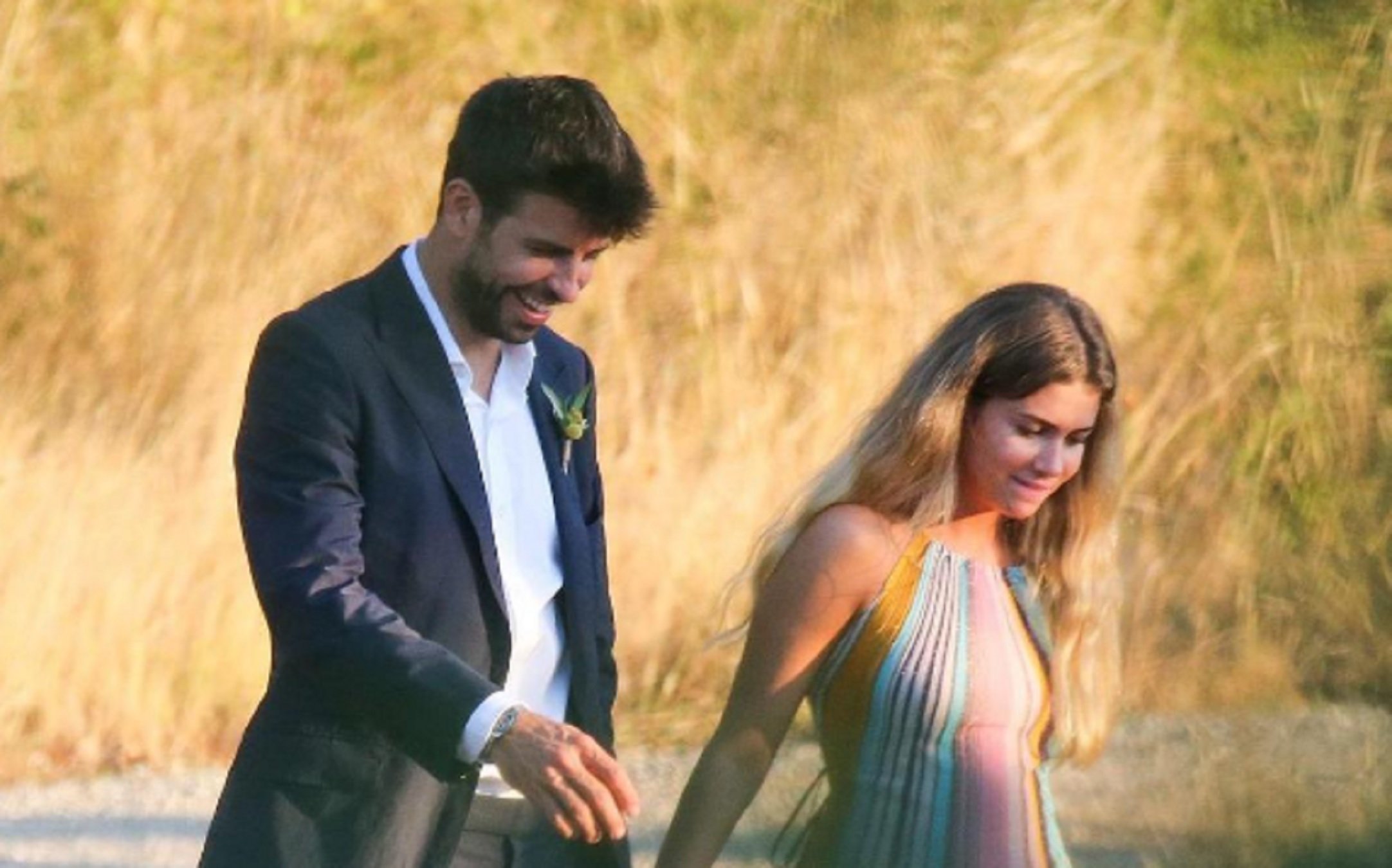 Los fans de Shakira hunden el post de Piqué y Clara Chía: 440.000 comentarios, muchos sopapos