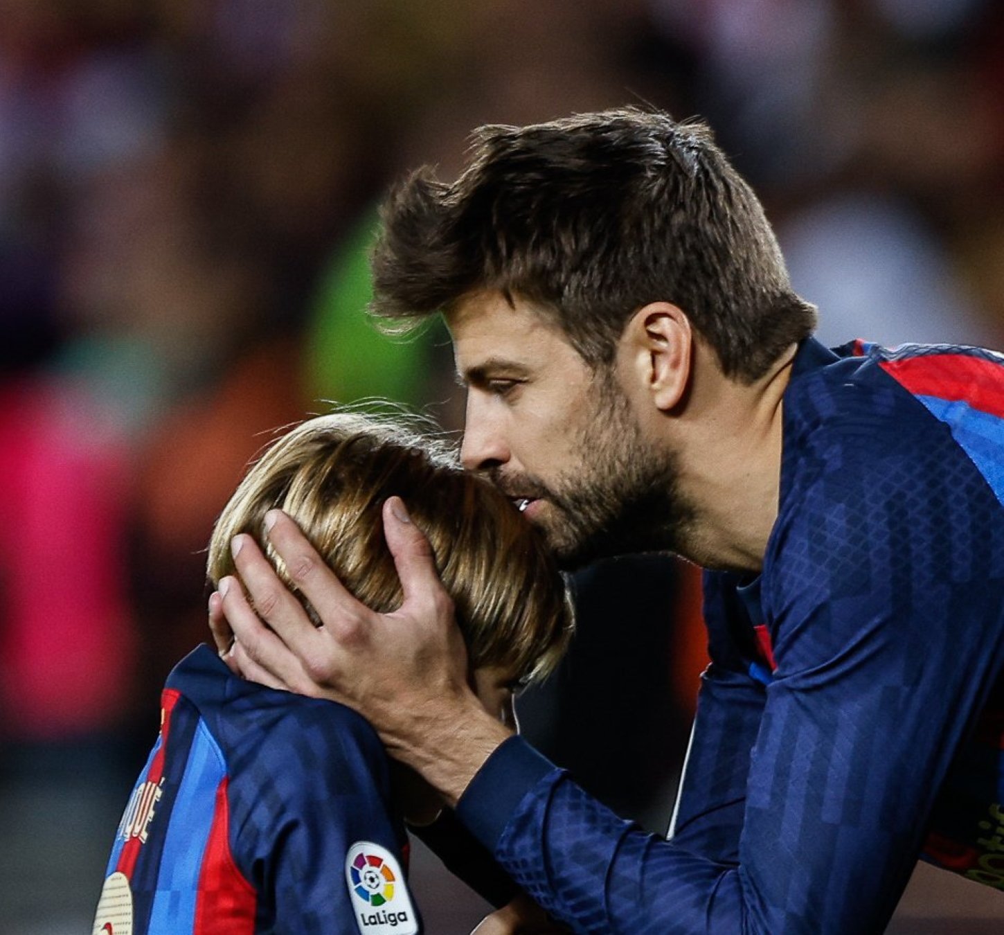 Irritará a Shakira: Piqué y Clara Chía compran regalos para Sasha en Barcelona, fotos