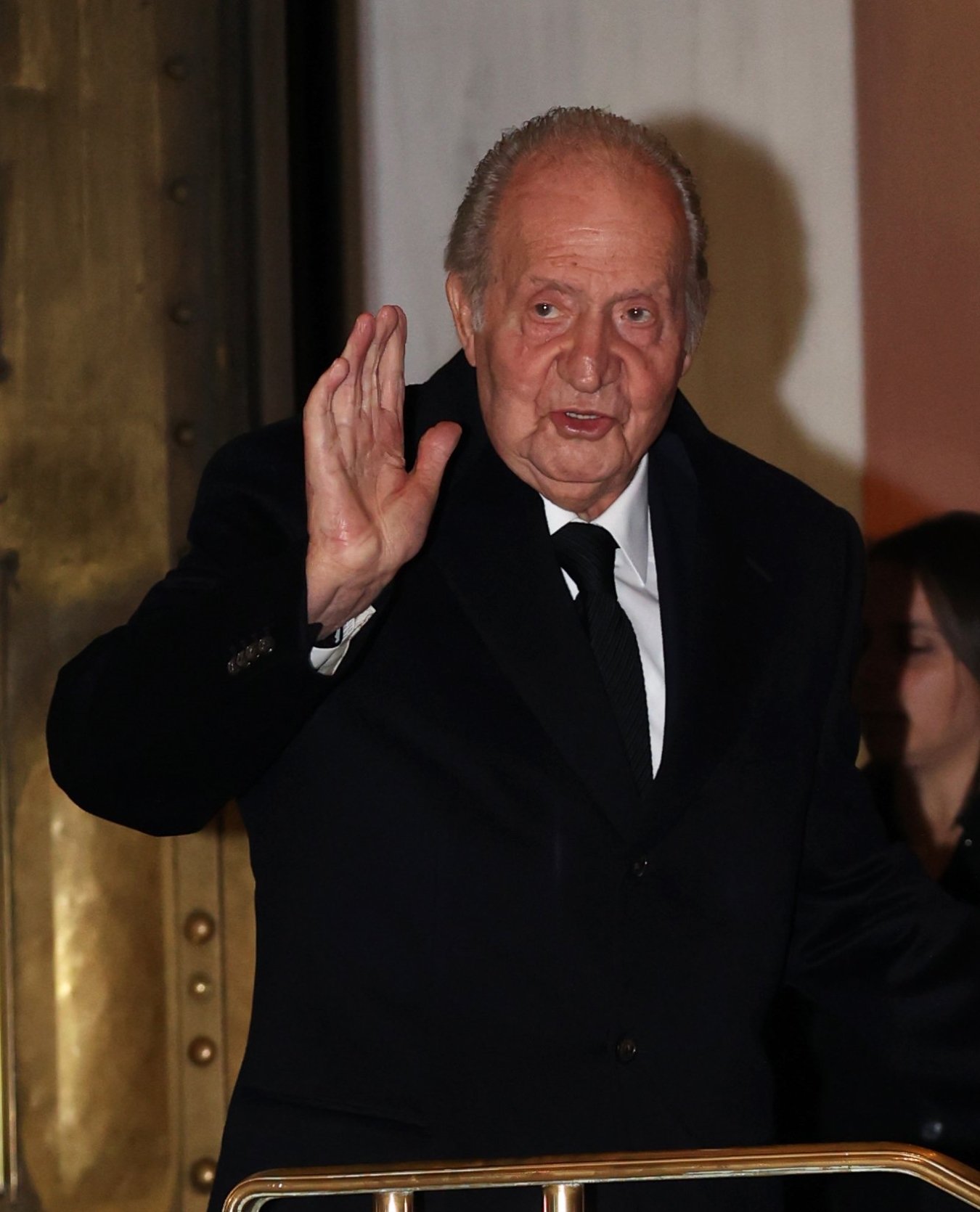 Famoso periodista de El País pone a Juan Carlos contra las cuerdas con su pregunta