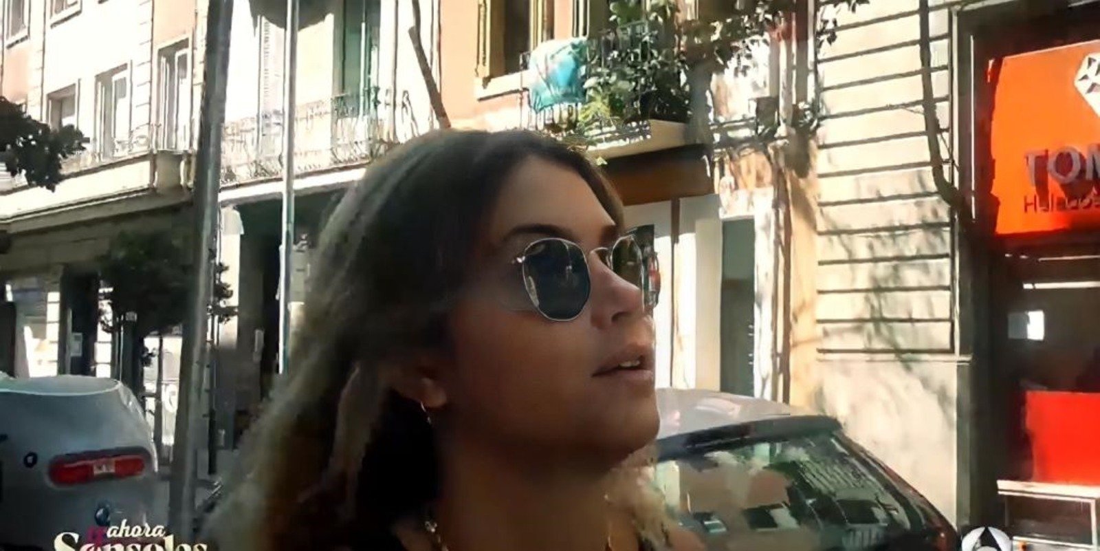 Clara Chía más guapa que nunca en la mansión de Shakira en Barcelona: fotos en la terraza