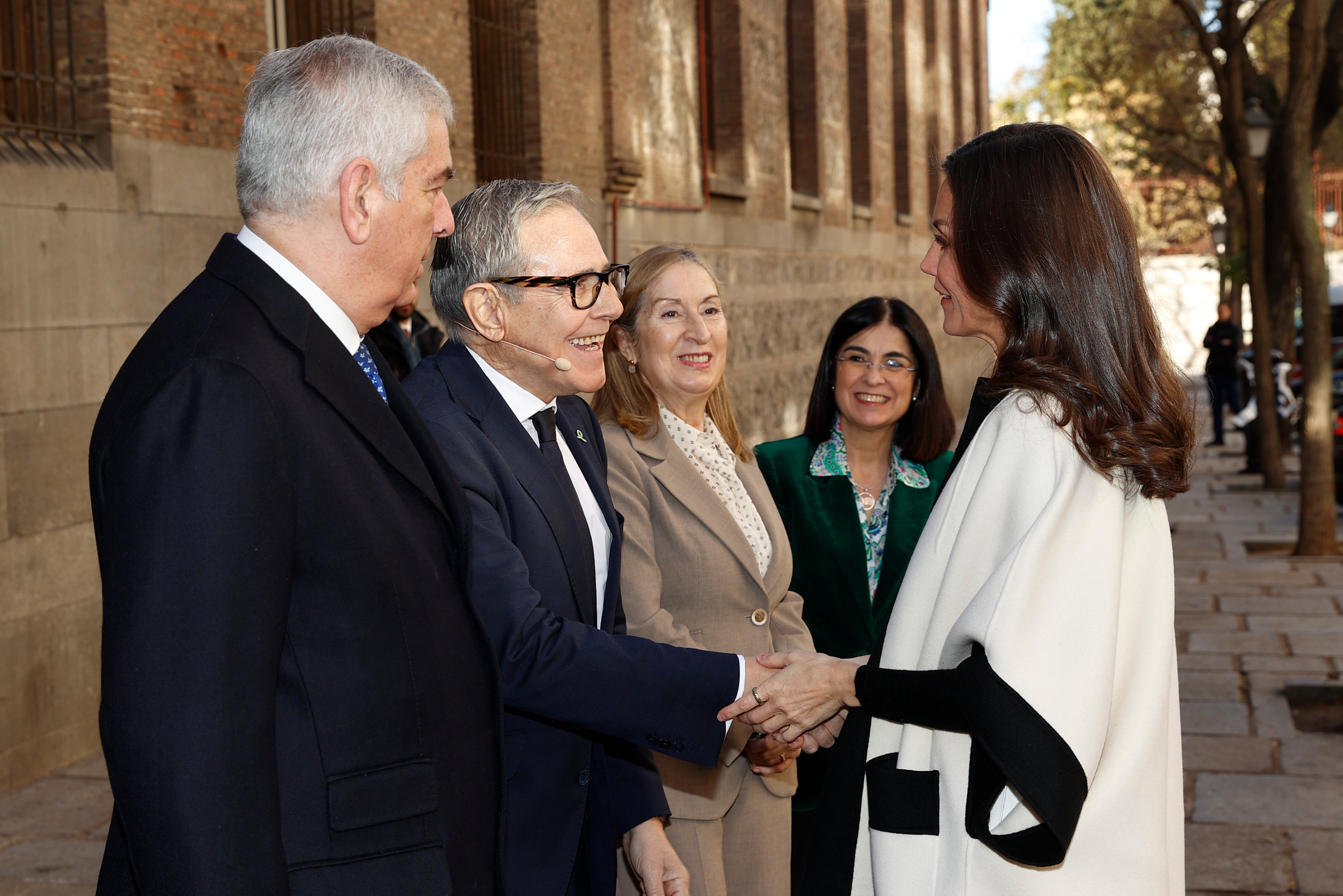 Patinazo de Letizia muy mal maquillada en un acto oficial: sale hecha un cromo