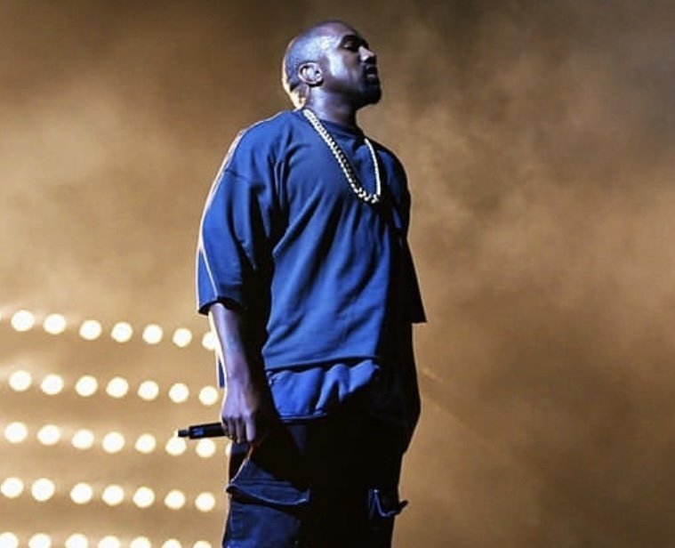 La 'secta' de Kanye West és un negoci que acaba en concerts privats del cantant