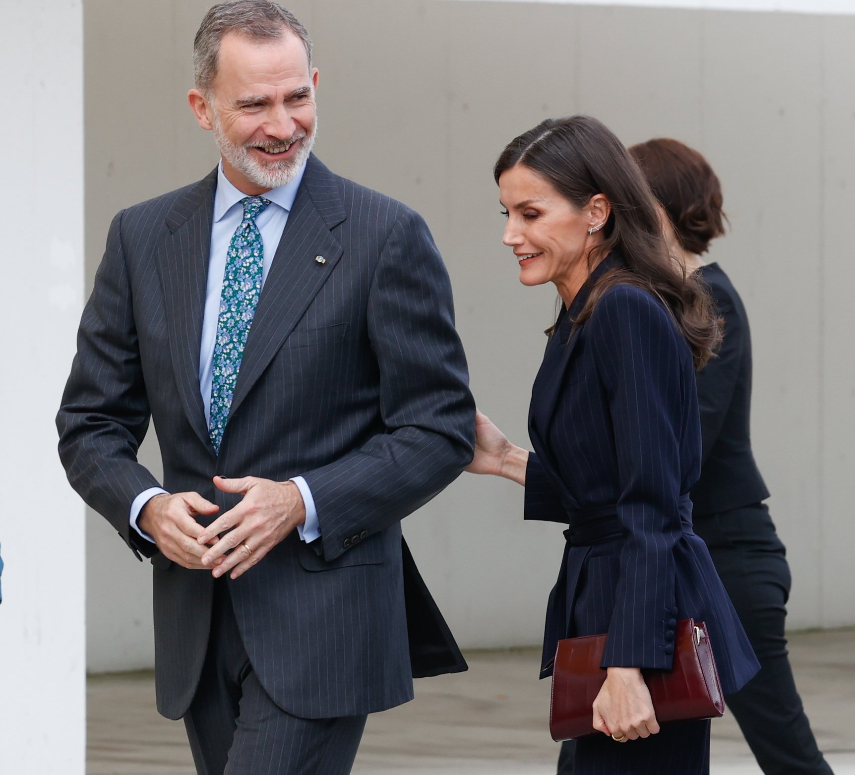 La poca vergüenza de Felipe y Letizia, se suben el sueldo de forma impresentable