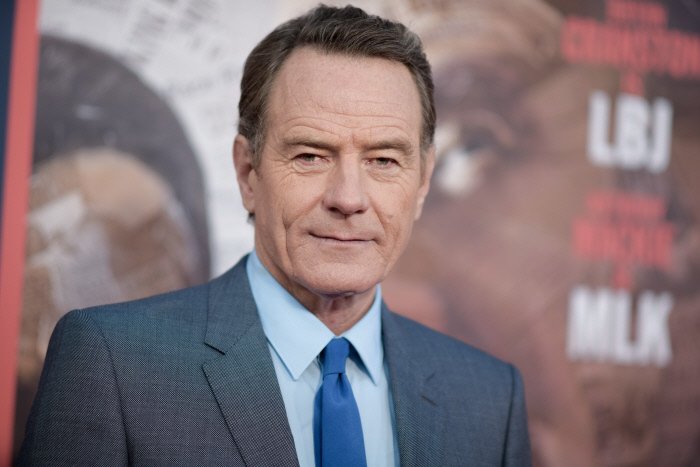 Bryan Cranston no lo hubiera dicho: de protagonista en Malcolm a piloto de coches