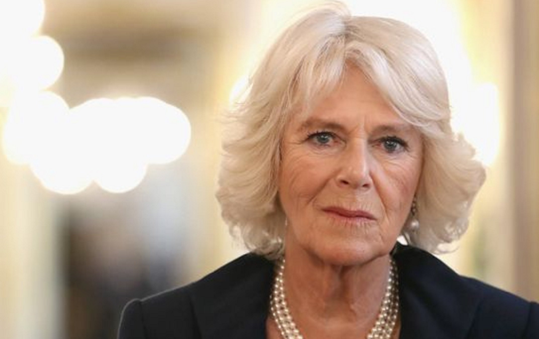 Camilla Parker-Bowles, la ‘hija secreta’ que convive con la reina, huérfana de padre