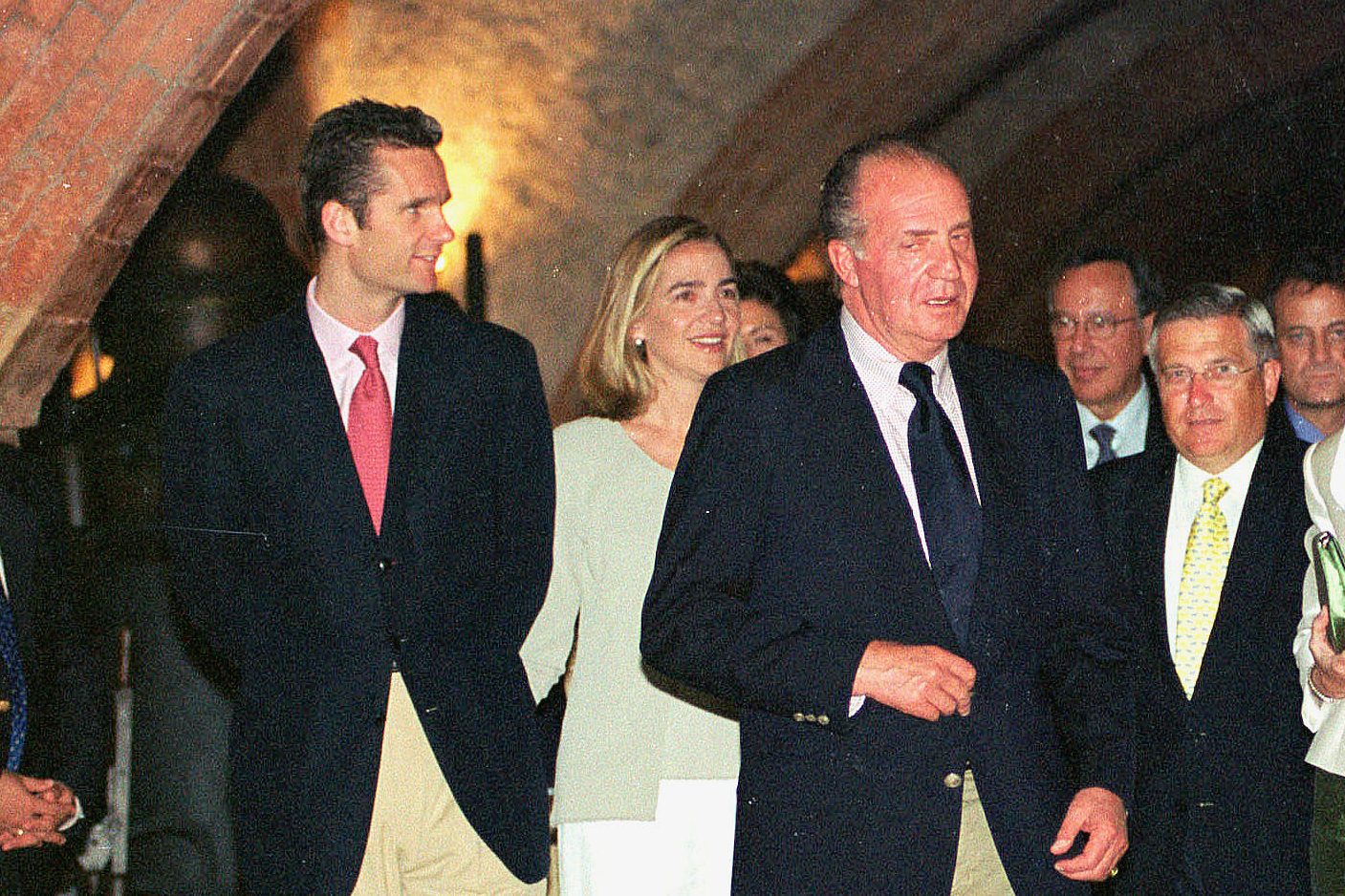 Juan Carlos I está pidiendo favores para colocar a Iñaki Urdangarin