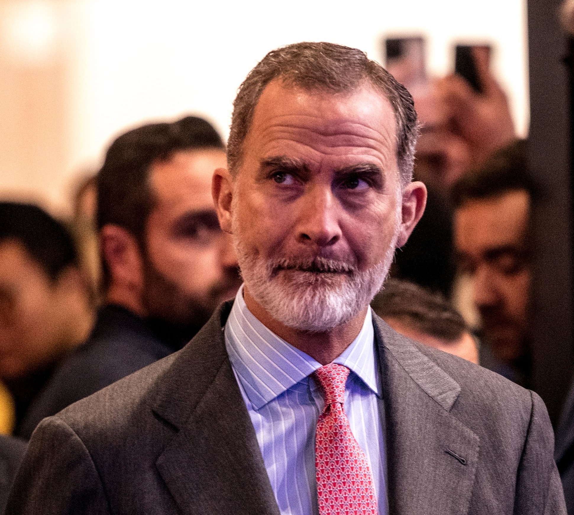 Felipe VI, comilona exótica con los amigotes y sin Letizia, la cosa se alarga