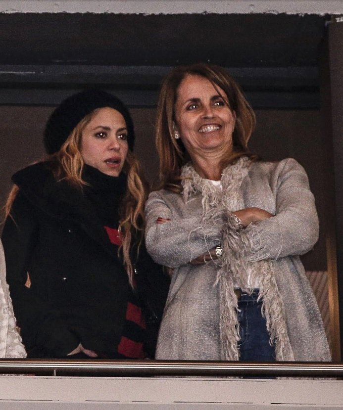 Shakira recupera la relació amb la seva exsogra, la mare de Gerard Piqué, Montserrat Bernabéu