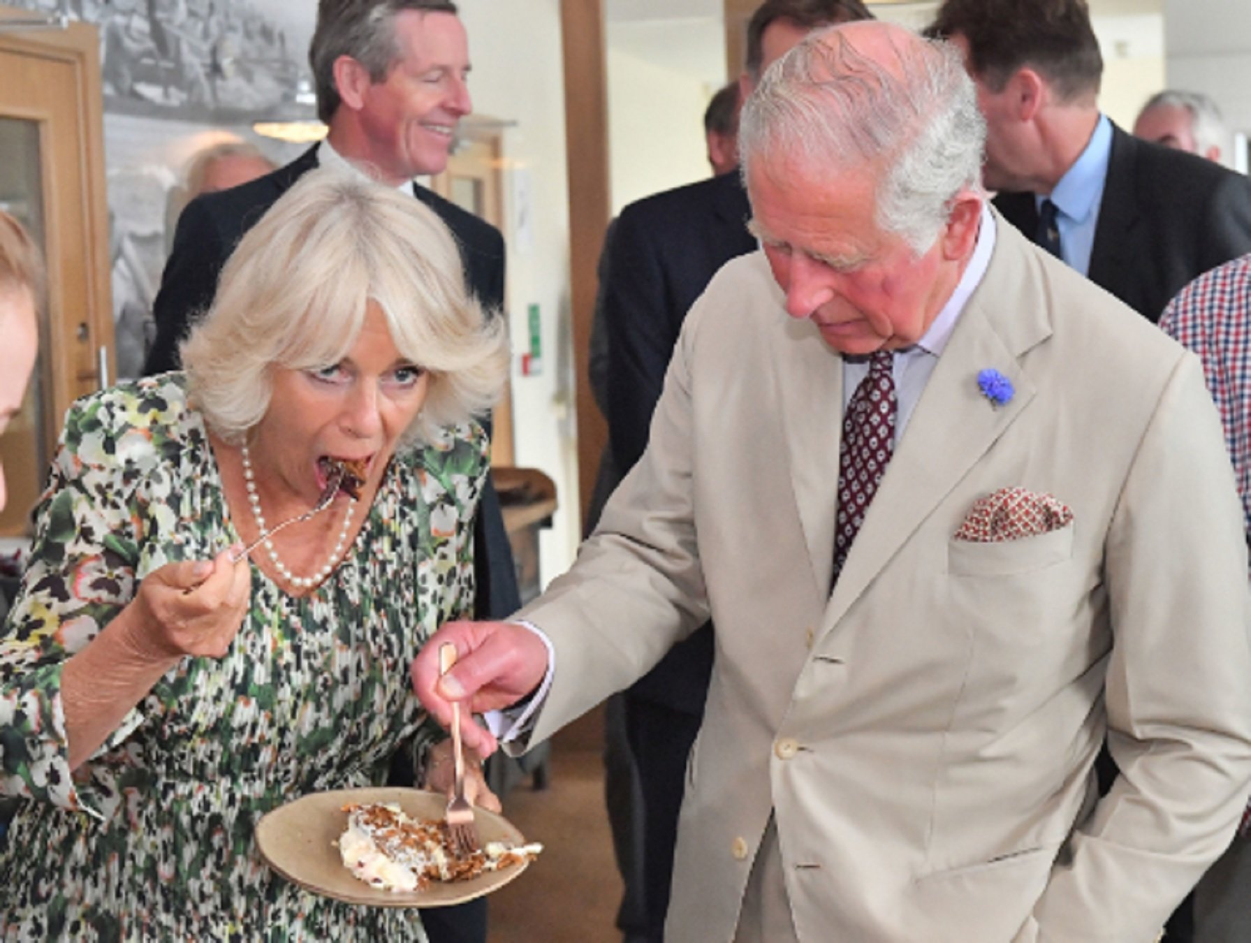 Les manies de Camilla Parker Bowles, el menjar que no suporta, tampoc Carles III, aliments prohibits