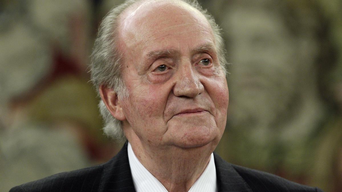 Juan Carlos I, alertado por sus escoltas de la vida que lleva su nieto en Abu Dabi