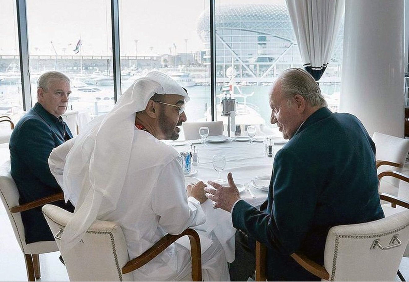 Juan Carlos I entra y sale de España con 2.000 millones de euros a sus espaldas, no a la residencia