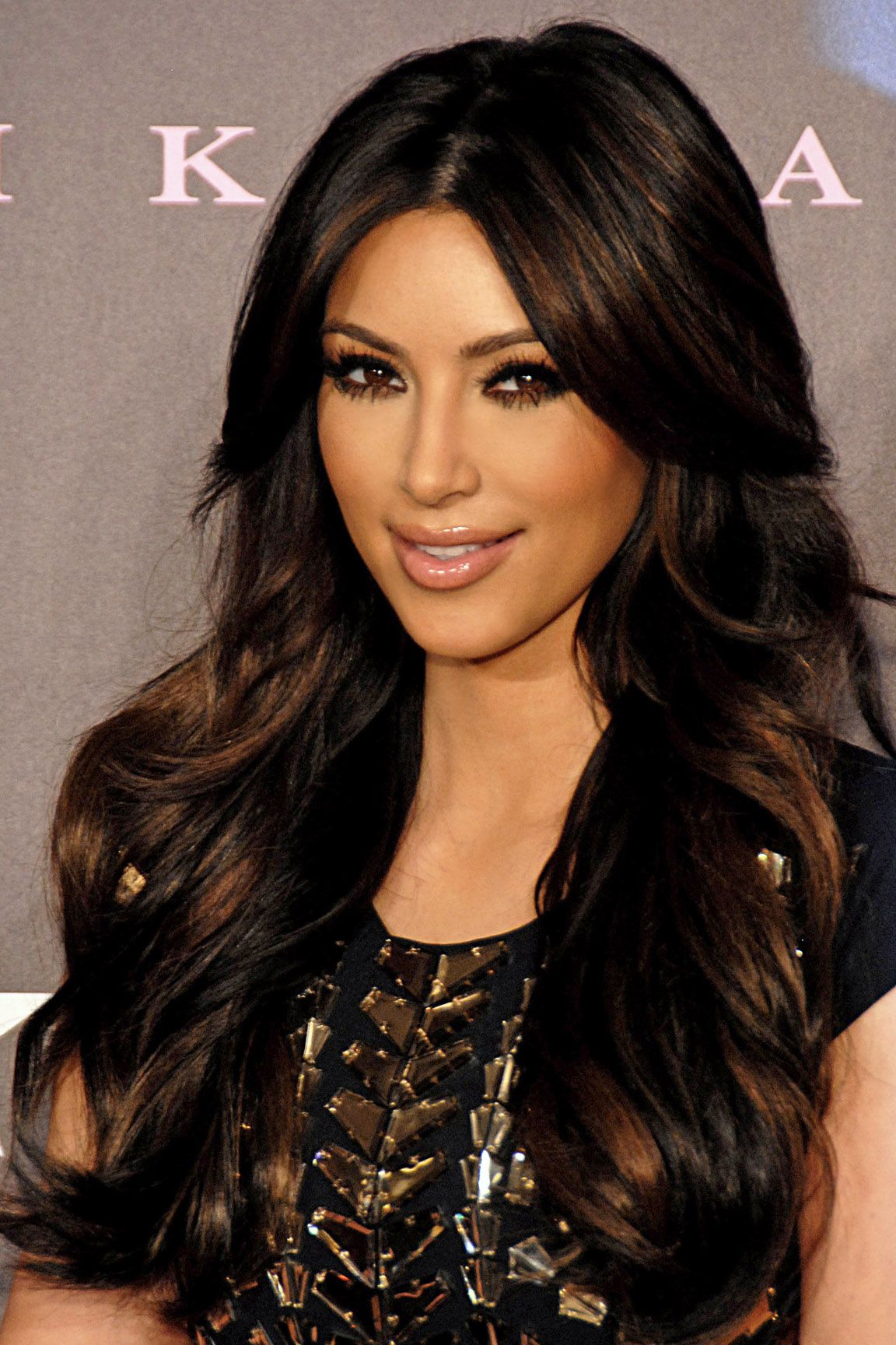 Kim Kardashian padece una enfermedad que disimula pintando algunas partes del cuerpo