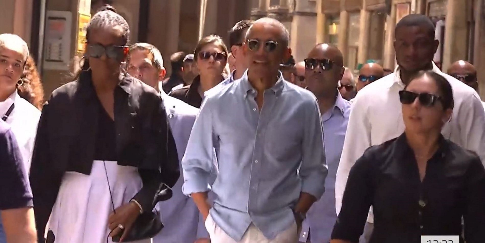 Ara viu en l'anonimat, va ser a la campanya d'Obama i va ser companya de Will Smith