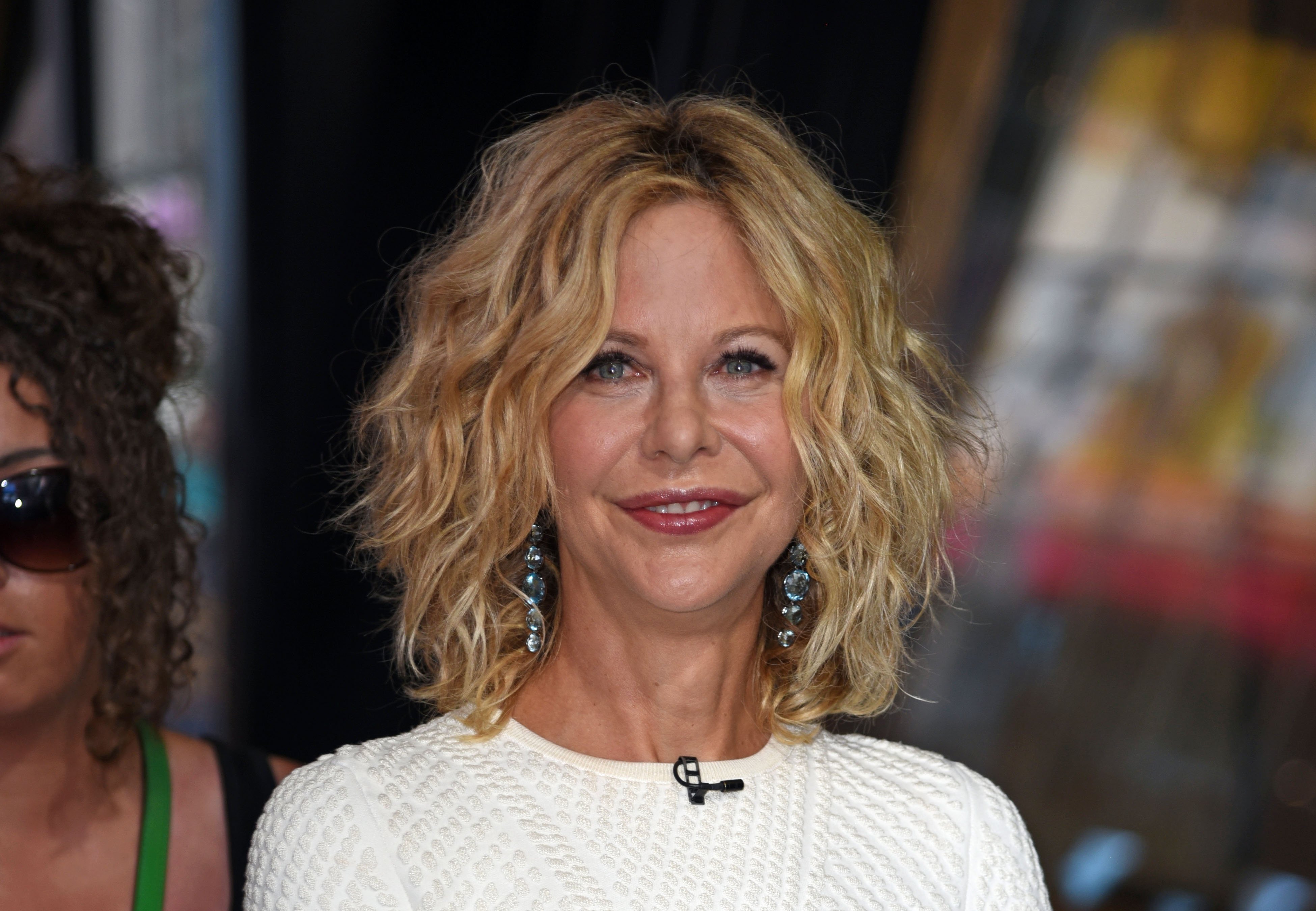 Meg Ryan ya no es así: a los 61 años aparece tan operada que se ha deformado la cara