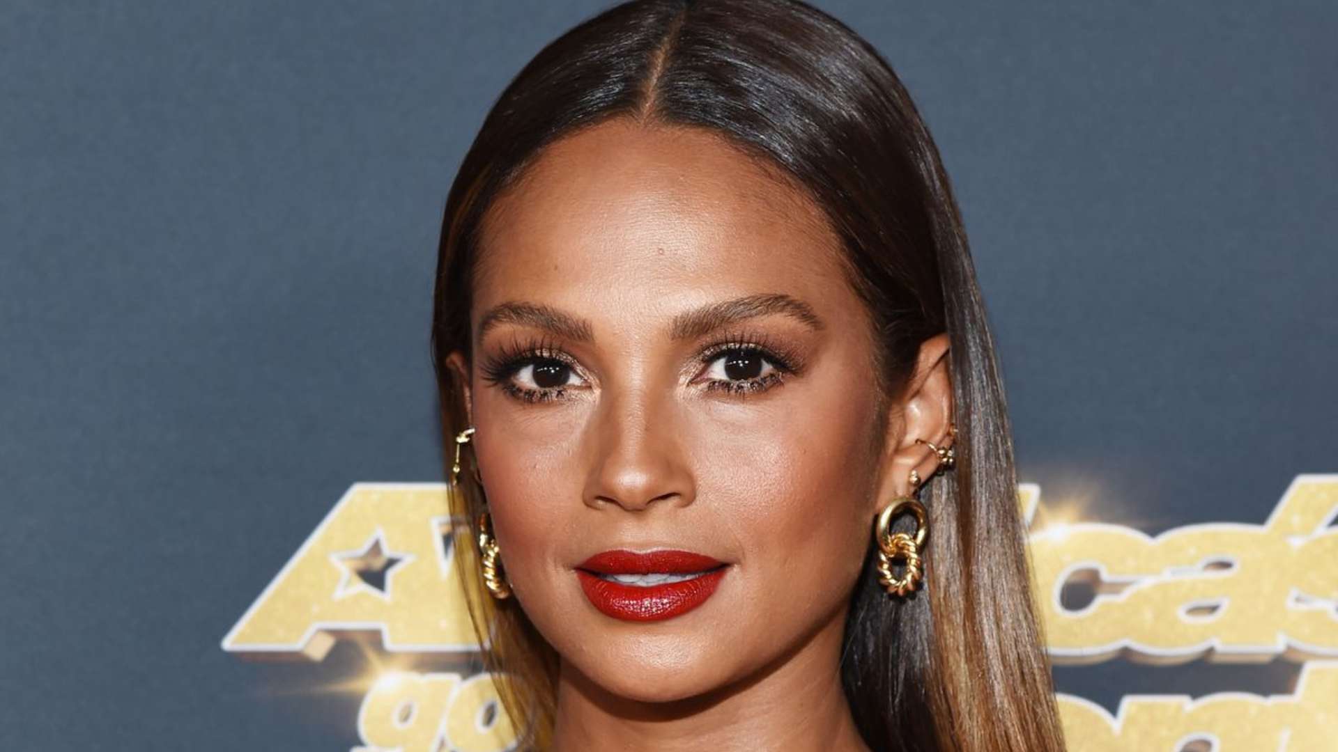 Qui és Alesha Dixon, presentadora d'Eurovisió 2023 i intèrpret de 'hits' massius