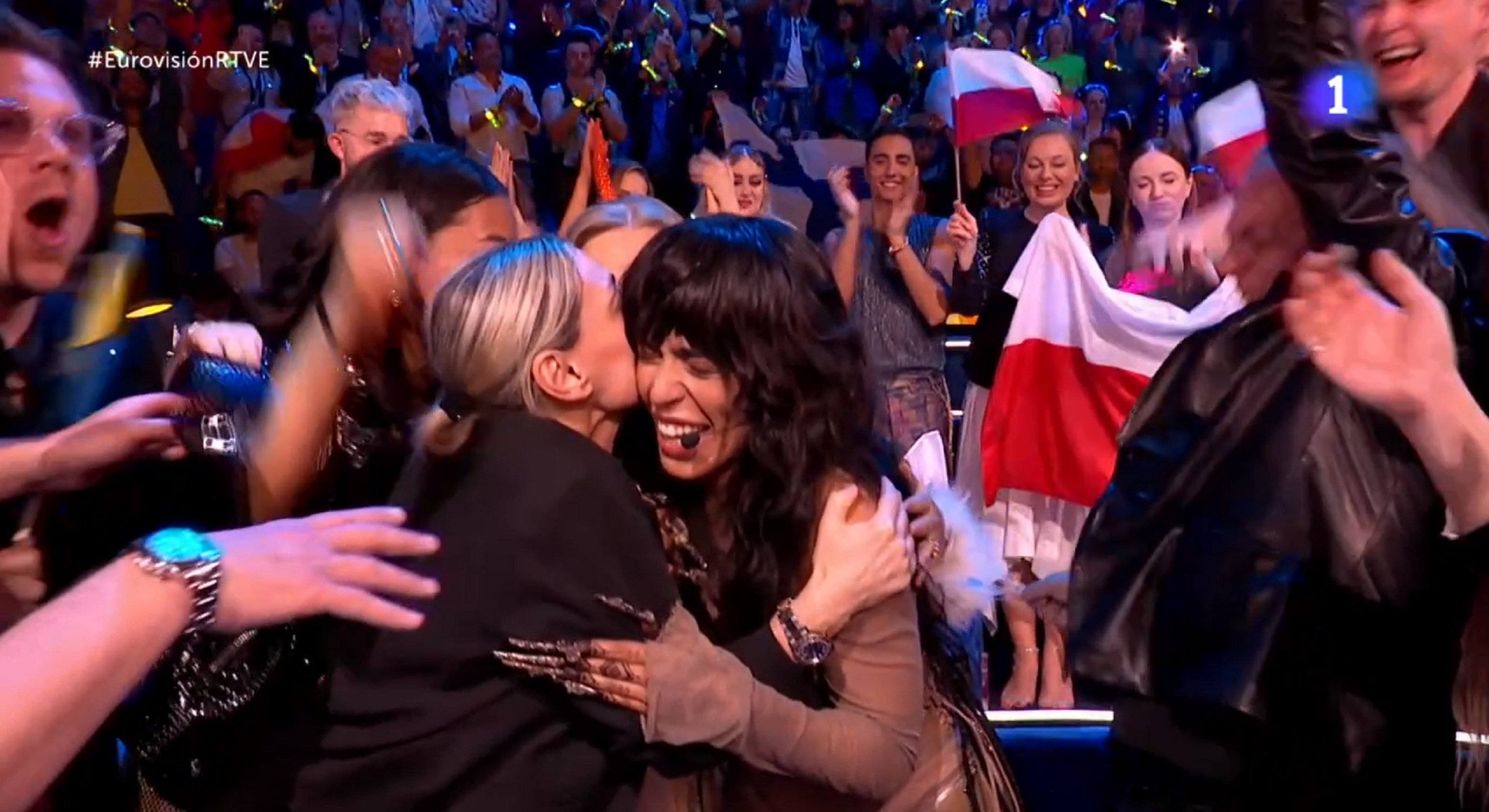 La sueca Loreen arrasa a Eurovisió i el vot popular ensorra Blanca Paloma a la 17a posició: fans esclaten
