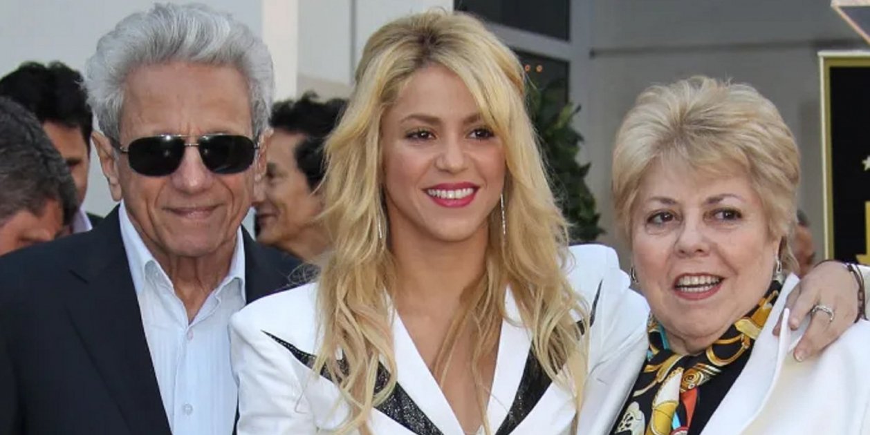 Shakira, pelos de punta: foto de sus padres en el hospital besándose