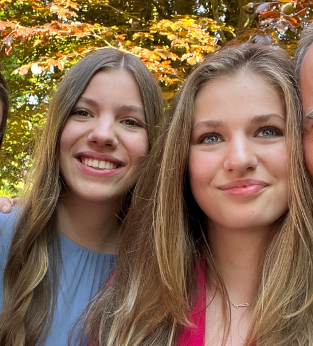 El selfie de hermanas revela por qué Leonor es la mimada y Sofía, discriminada