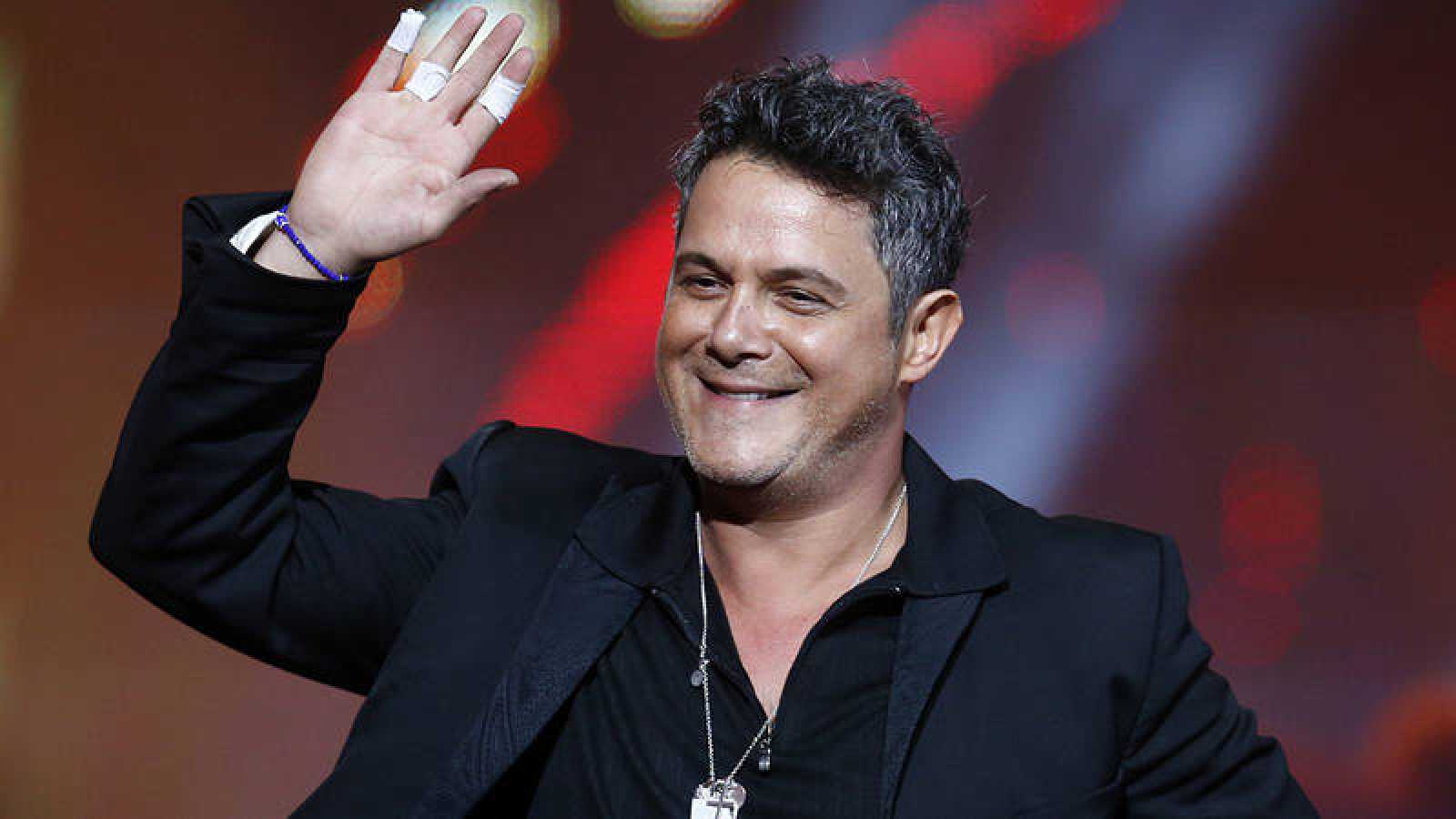 Alejandro Sanz lleva 16 años luchando contra la misma enfermedad