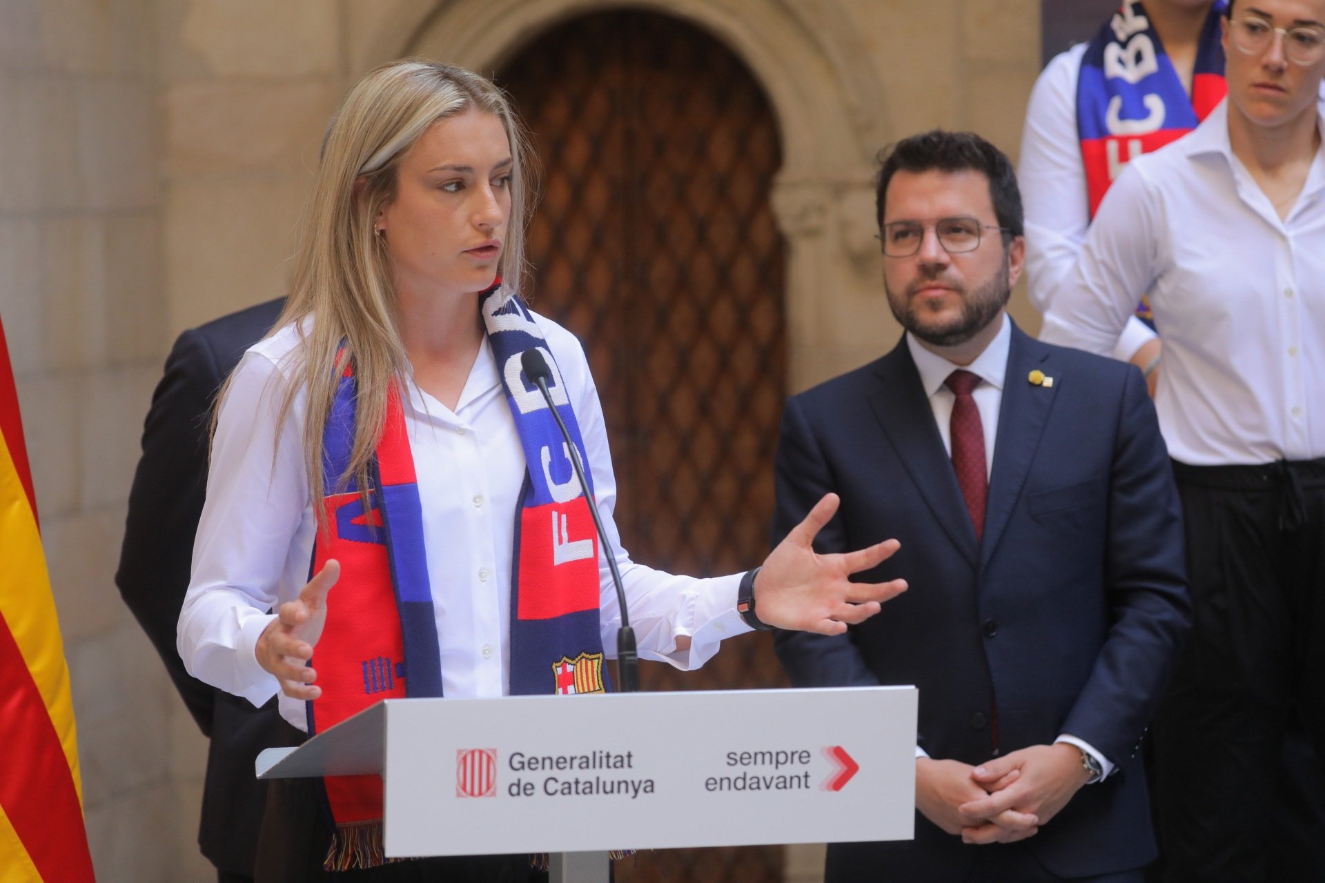 Alèxia Putellas, enamorada, petó i referent de la comunitat LGTBIQ+
