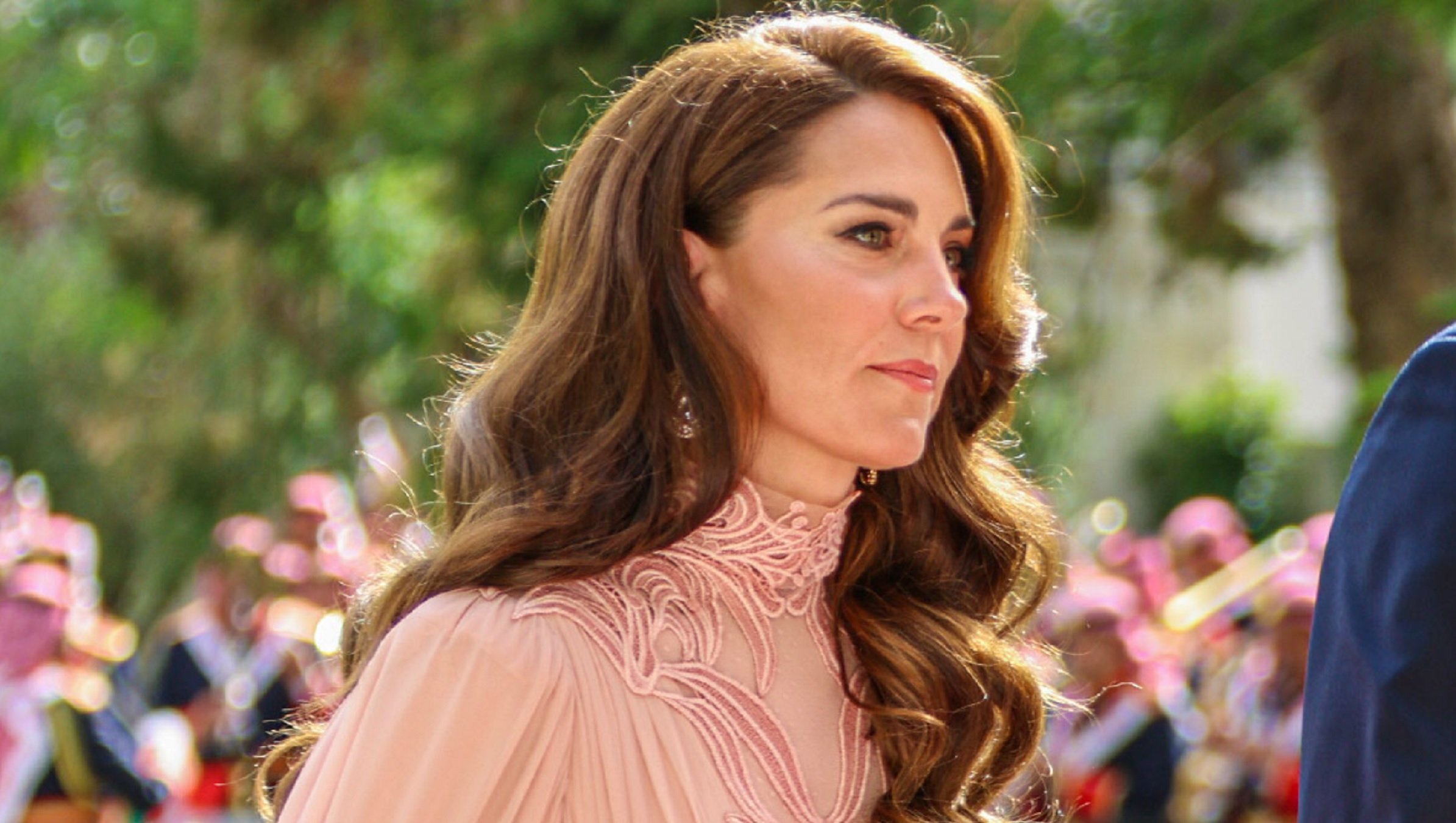 Kate Middleton segueix el dictat del sogre Carles III: què va fer a Jordània la princesa de Gal·les