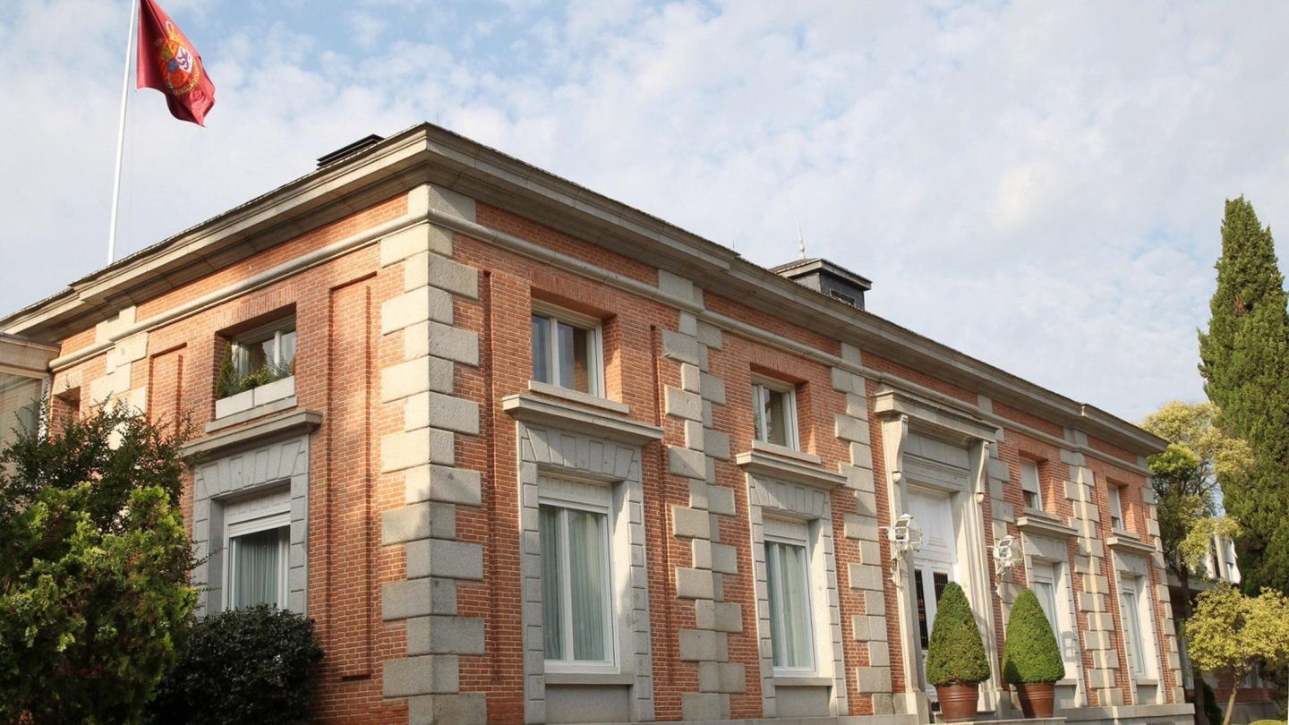 Zarzuela, las obsesiones de la ‘jefa’, 2 fichajes en nómina en Colombia con Letizia