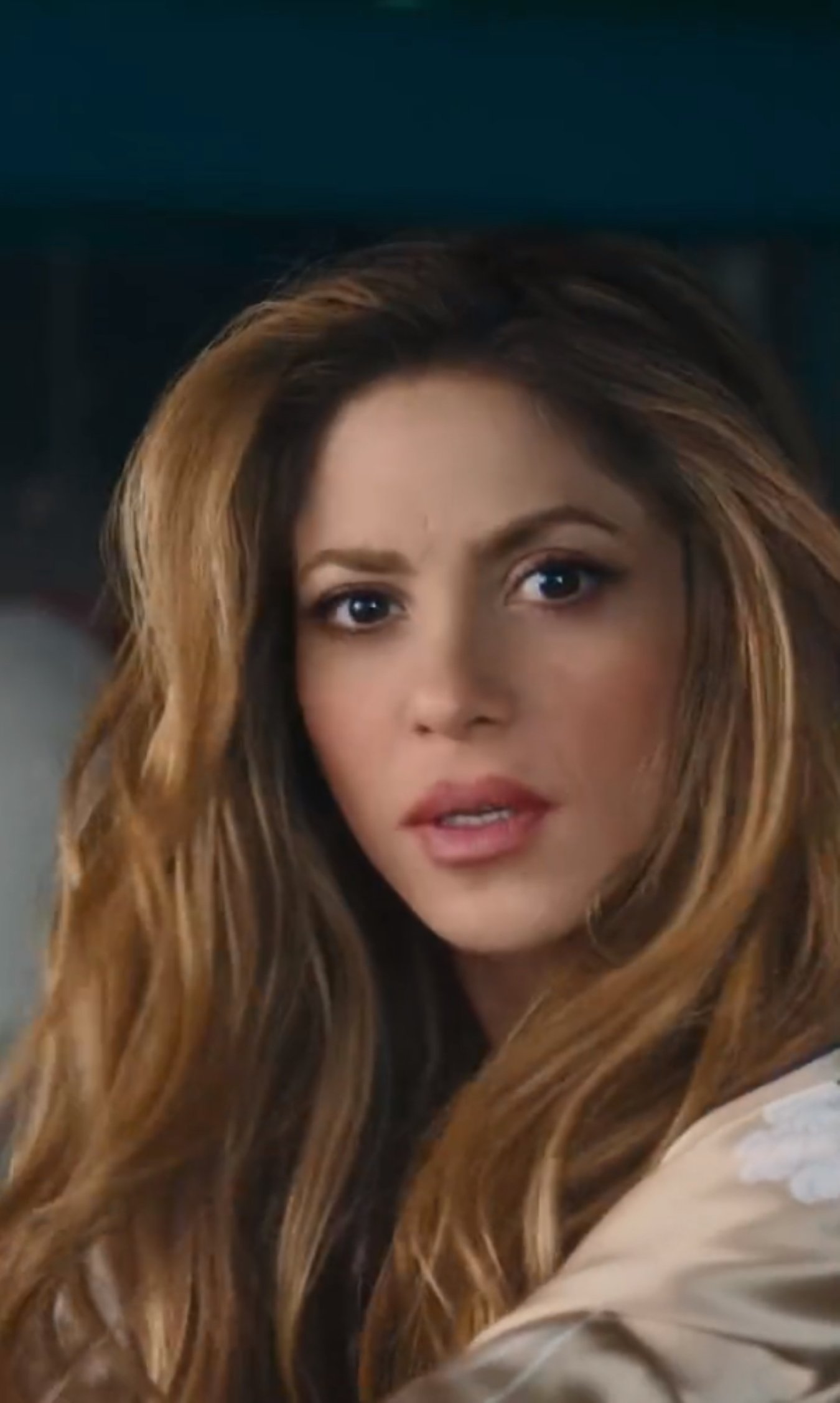 Shakira huyendo de Barcelona a toda velocidad, el vídeo que arrasa