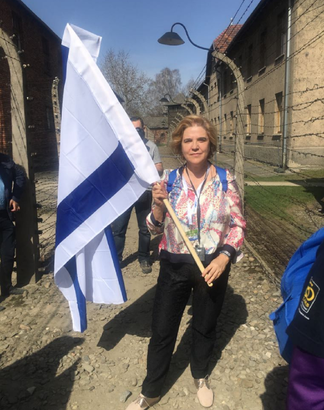 Las escalofriantes imágenes de Pilar Rahola en Auschwitz