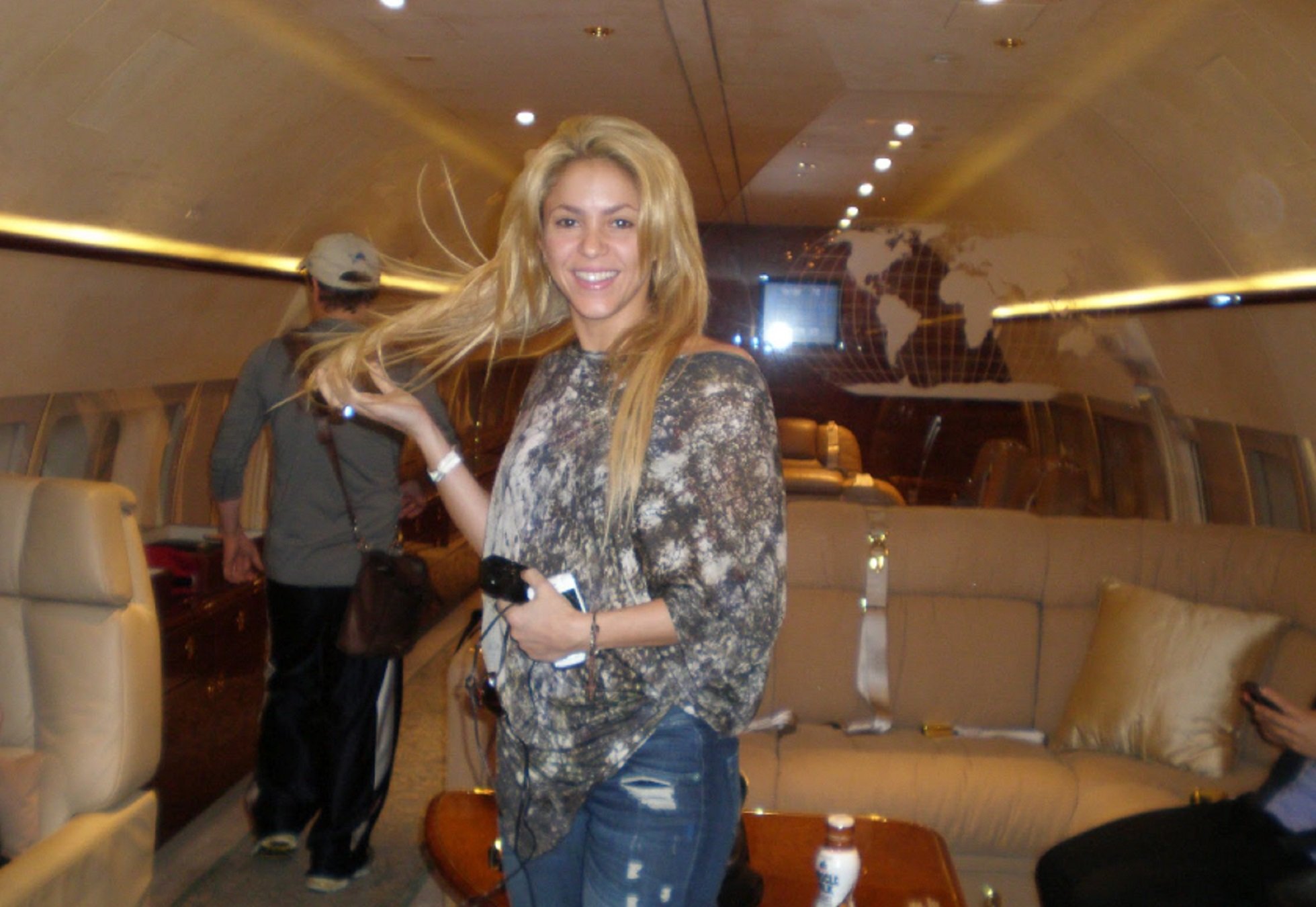 Confesión bomba de Shakira: qué hizo en un avión cuando ella y Piqué eran novios