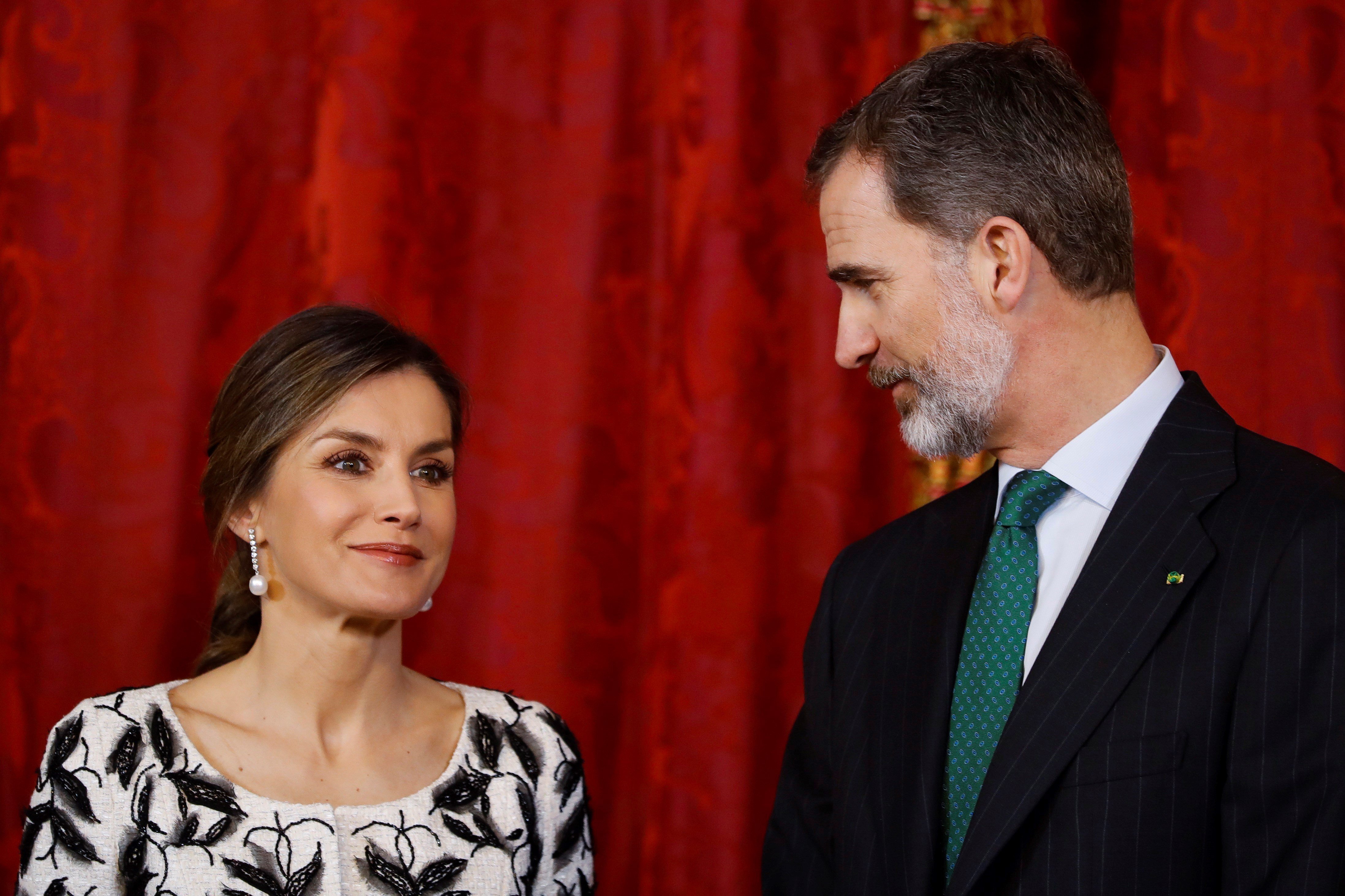 La surrealista propuesta que le ha devuelto la sonrisa a Letizia