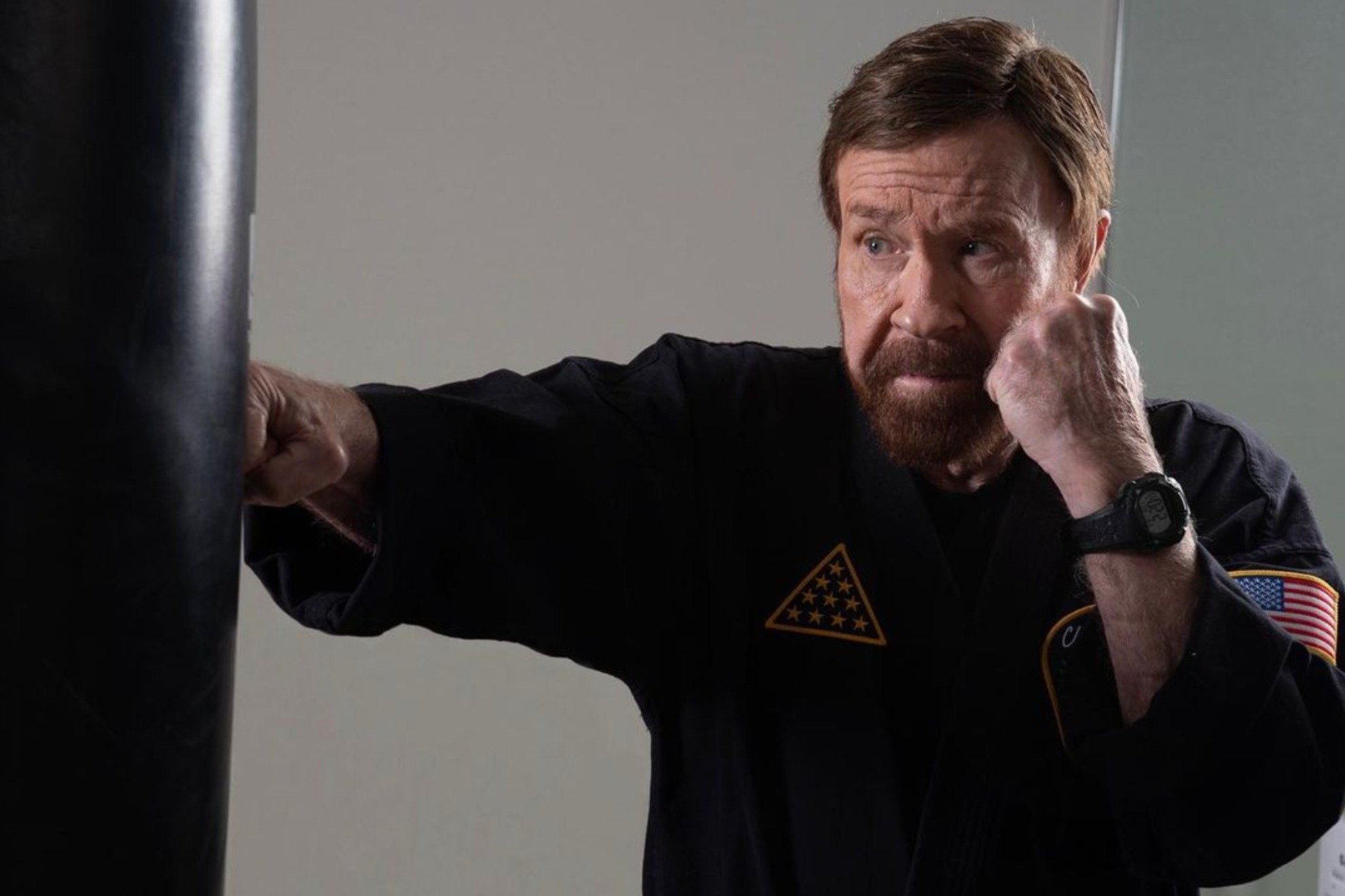 El día que Chuck Norris recibió una cura de humildad y acabó medio desmayado