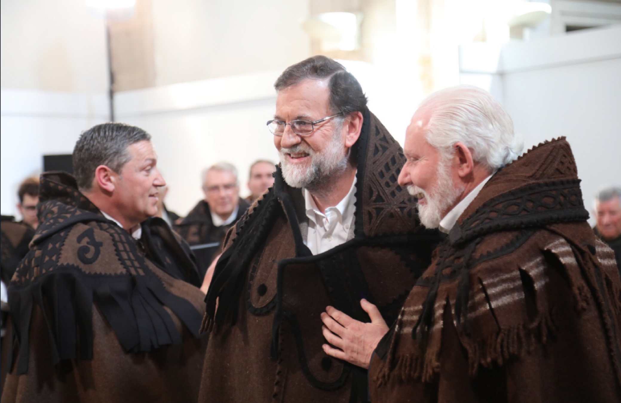 Rajoy se pone capa y Rufián recibe al compararlo con el malo de Harry Potter