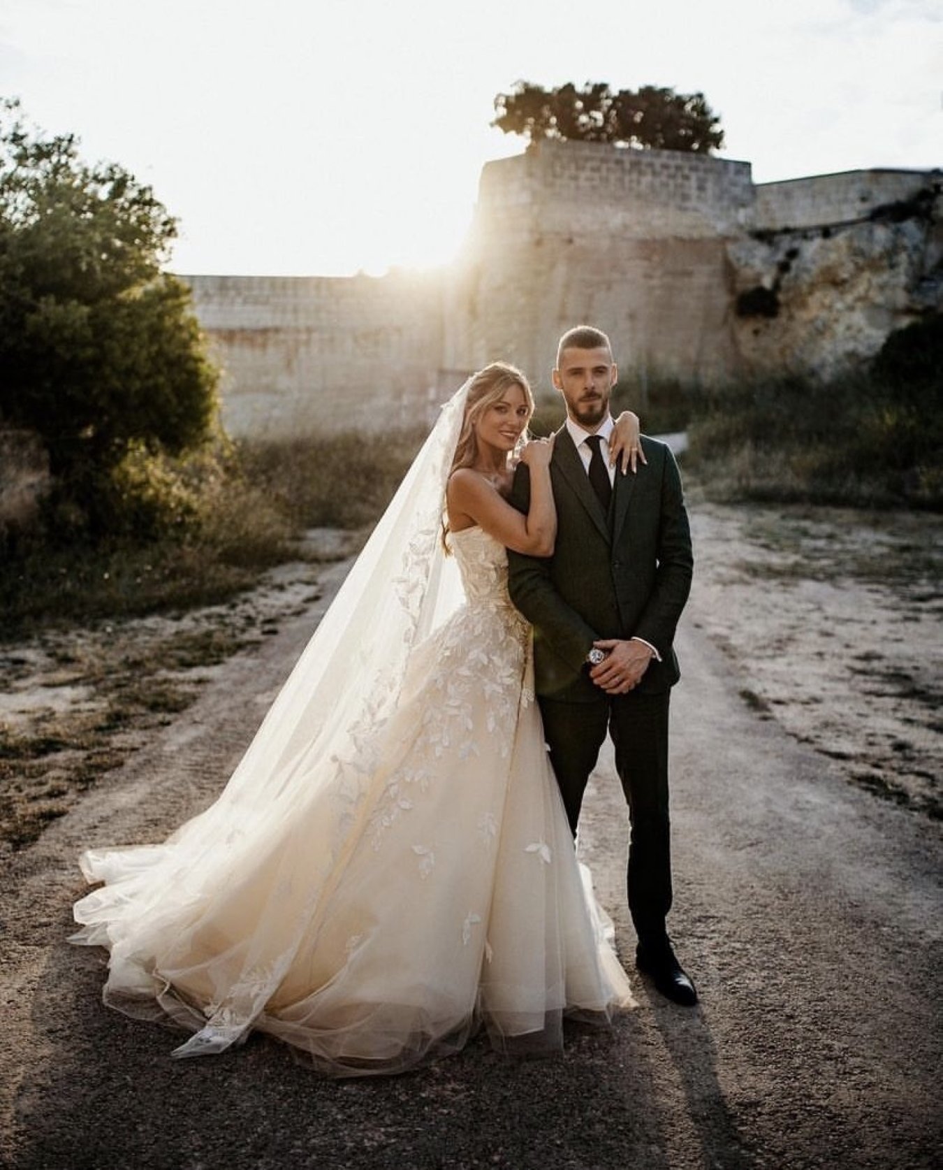 Edurne y David de Gea, hazmerreír de las redes por unas fotos de su boda