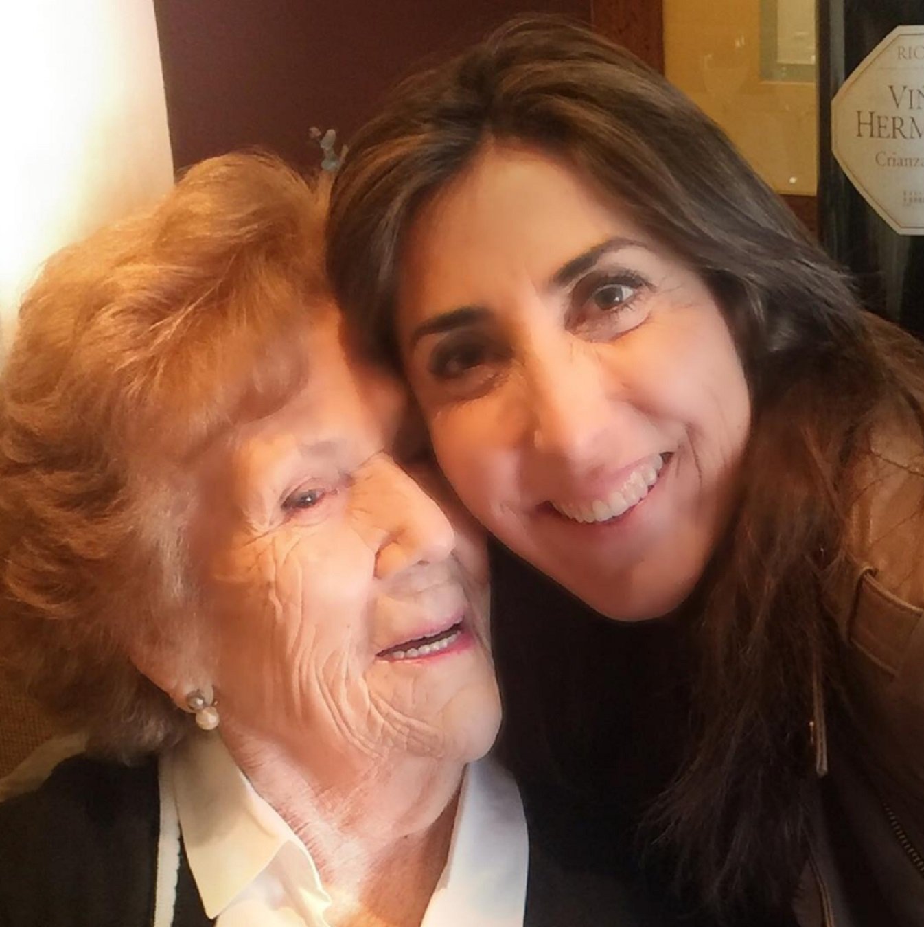 Paz Padilla felicita el 90º aniversario a su madre con un 'stripper'