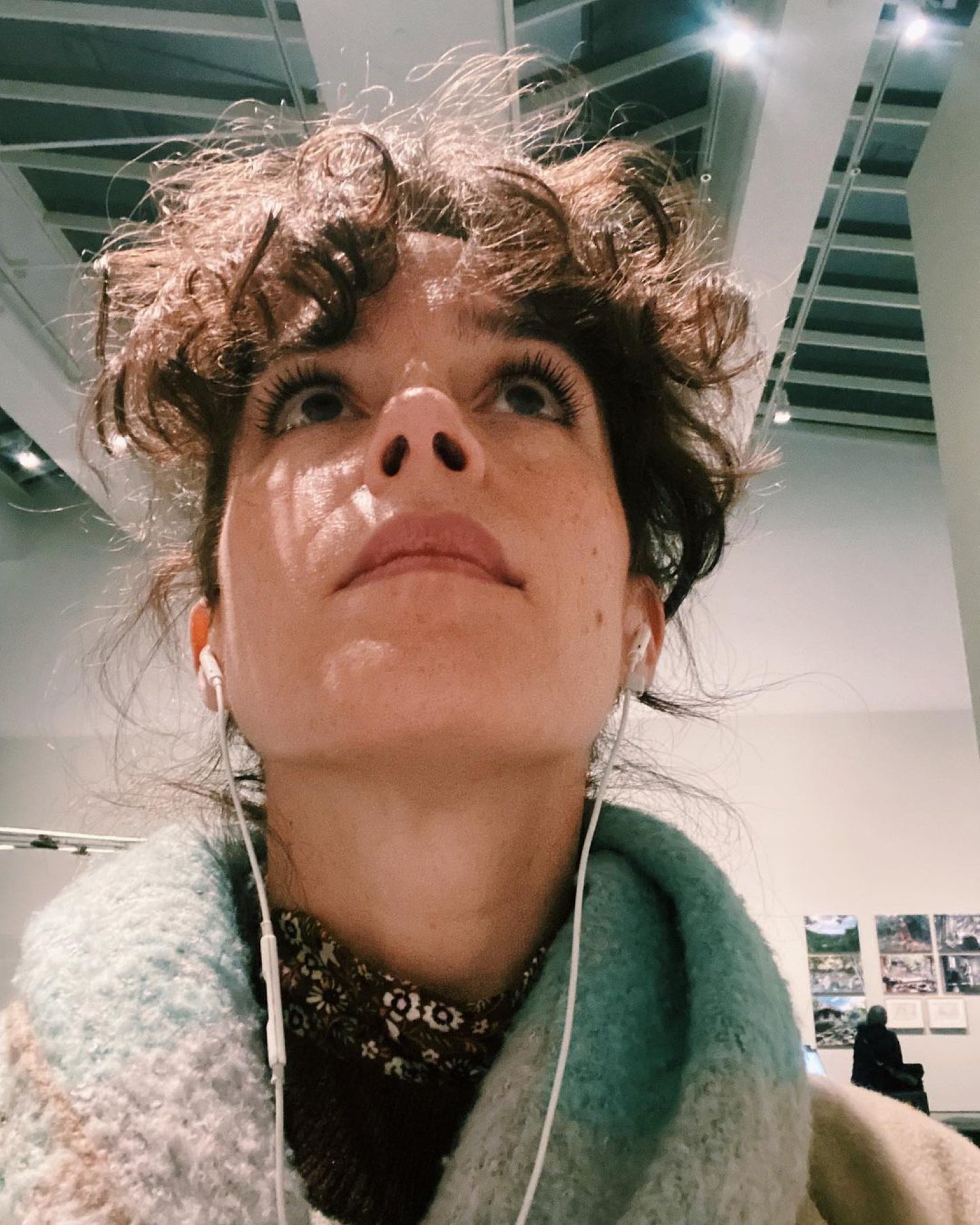 Núria Gago esclata pel que ha vist fer a Alacant a un grup de descerebrats: "Vomito"