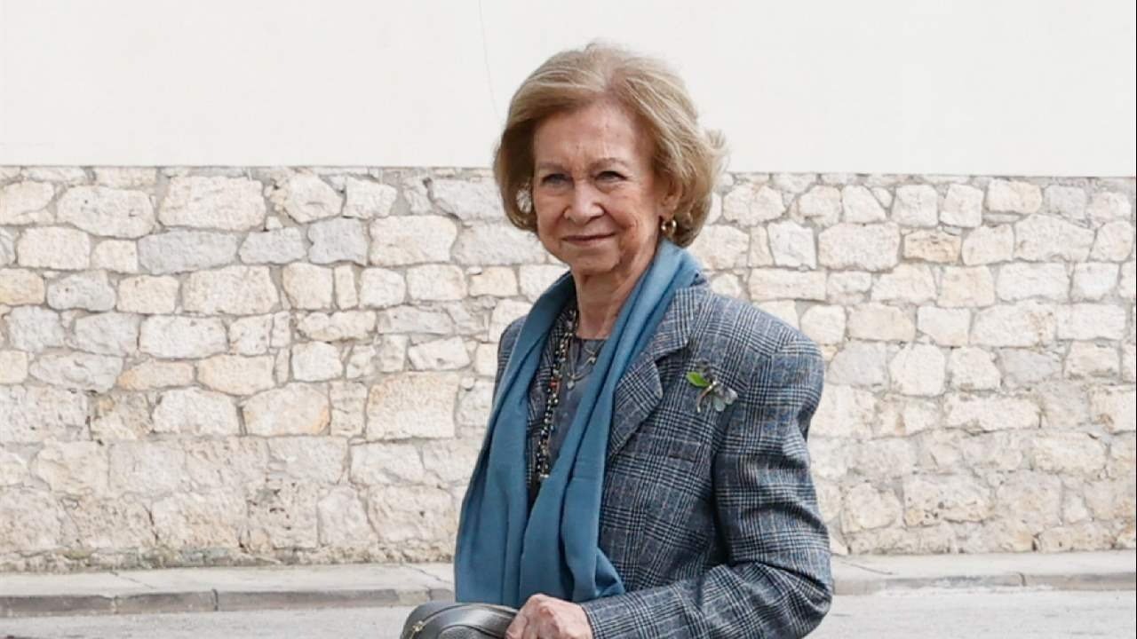 La reina Sofía, repudiada en la despedida de la infanta Sofía
