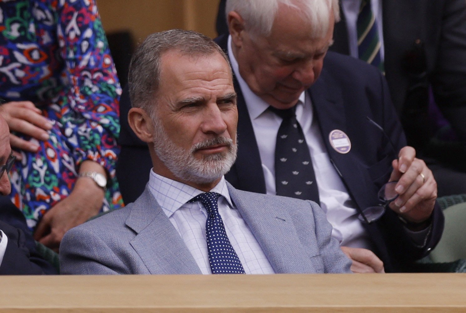 Felip, a la final de Wimbledon, amb un home a la grada fent-li ombra: "Él sí es el Rey"