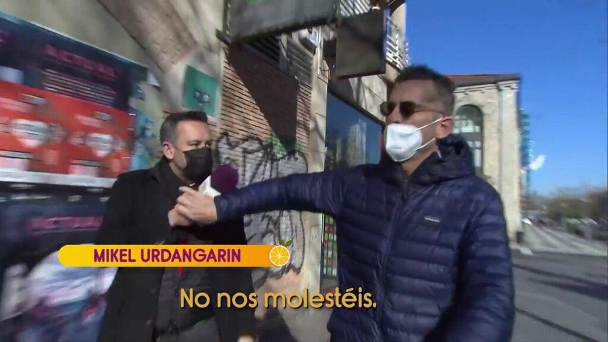 Los Urdangarin reciben ofertas de 6 ceros para dejar KO a Zarzuela, Iñaki no habla, pero el clan sí