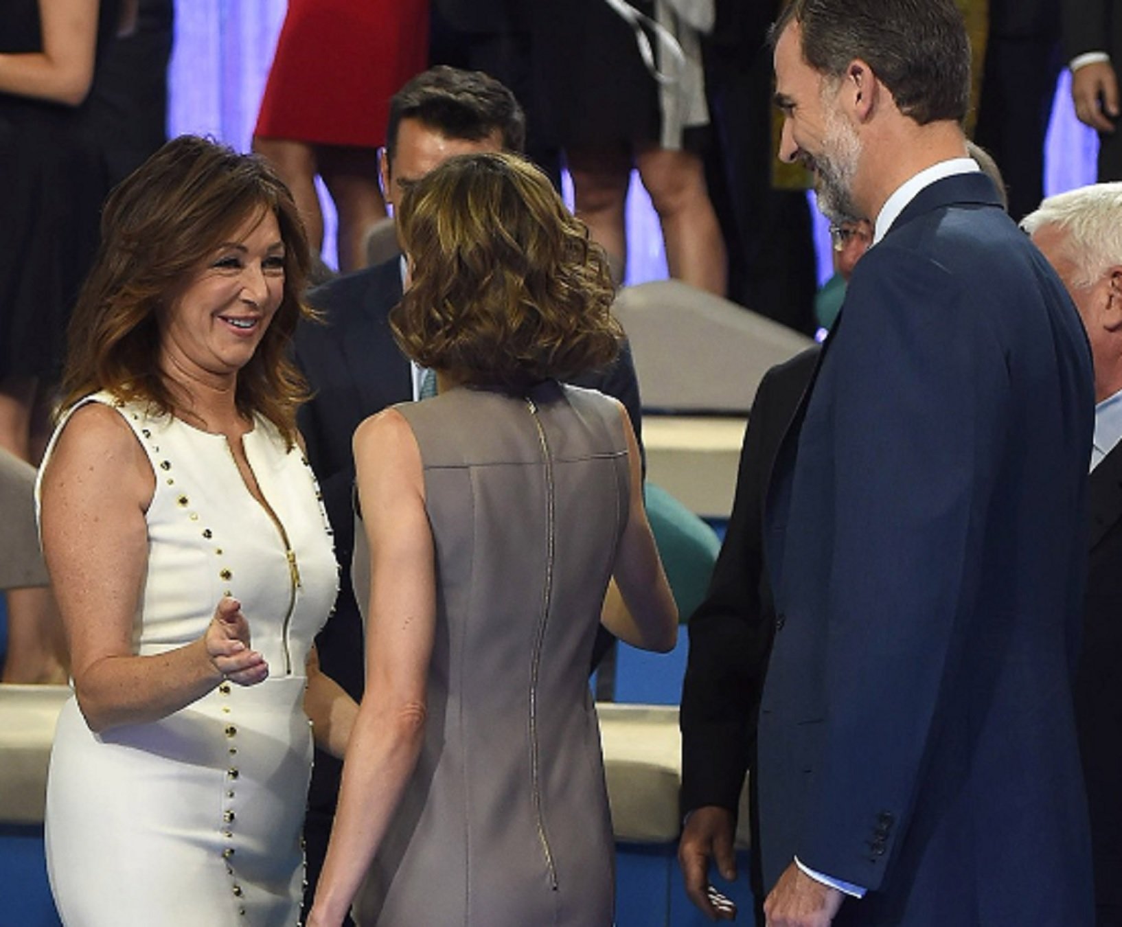 Familiar de Letizia no se calla, sopapo brutal: Ana Rosa se queda con las orejas temblando