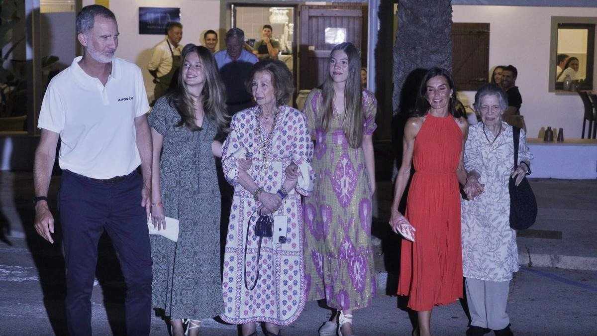 Zarzuela organiza la cena de la paz, pero termina peor que mal, Sofía contra Letizia en el restaurante