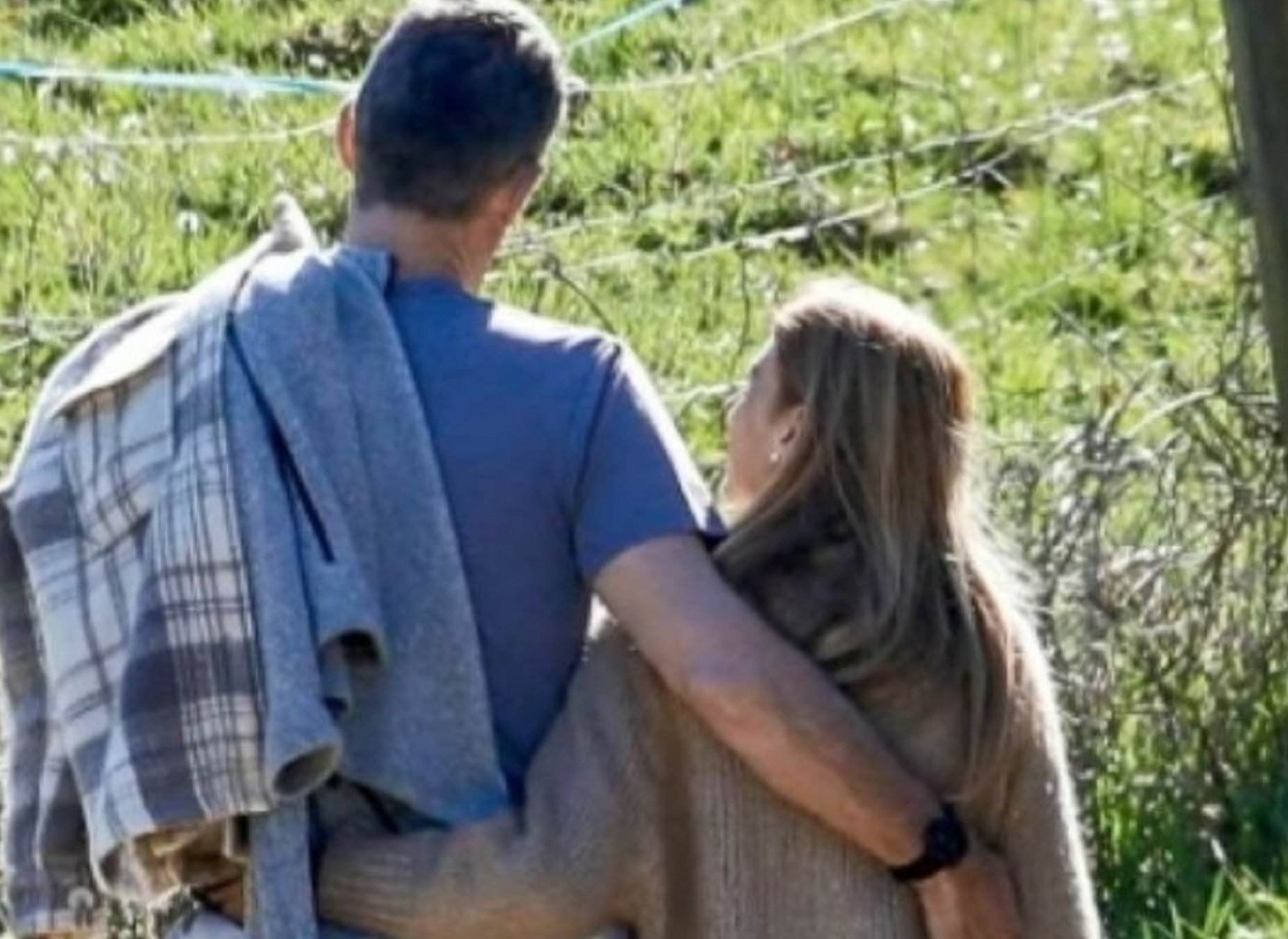 Iñaki y Ainhoa, fuerte discusión en la playa: cara de asco, imagen explícita