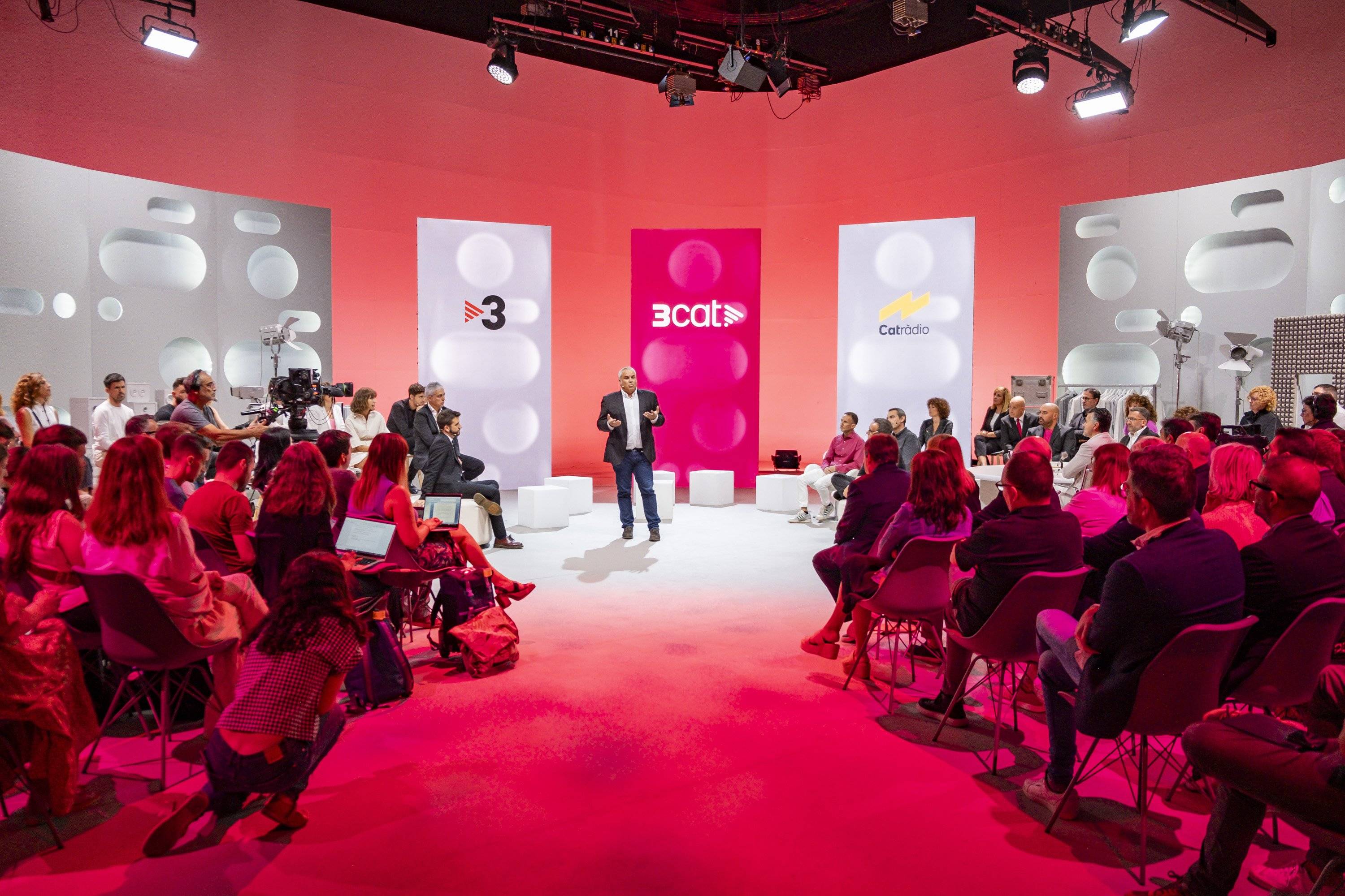Una reportera de TV3 "fingia els orgasmes" i deixa fatal l'exnòvio presentador de TV3