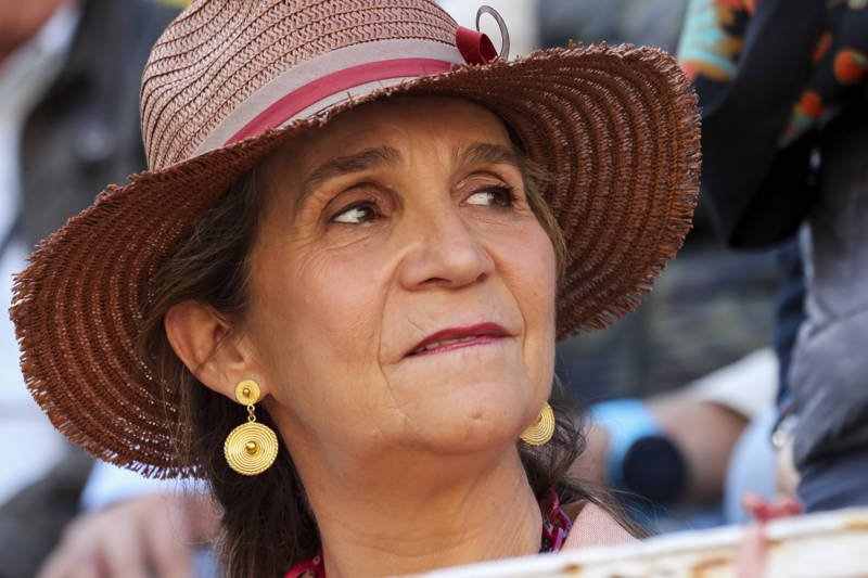 La infanta Elena no quiere ir a la fiesta de Leonor en el Pardo, Victoria Federica y Froilán, tampoco