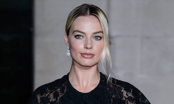 Margot Robbie crea tendencia en los retoques estéticos