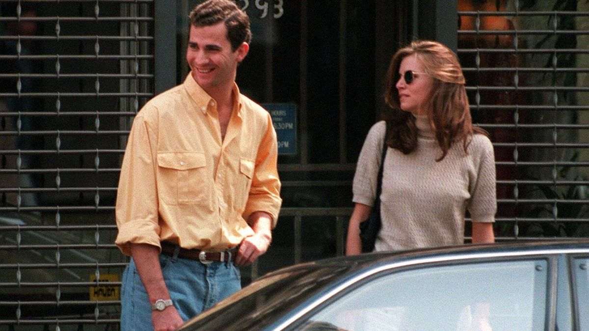 Felip VI, desencadenat amb models a 70 km de Madrid, al pantà de San Juan