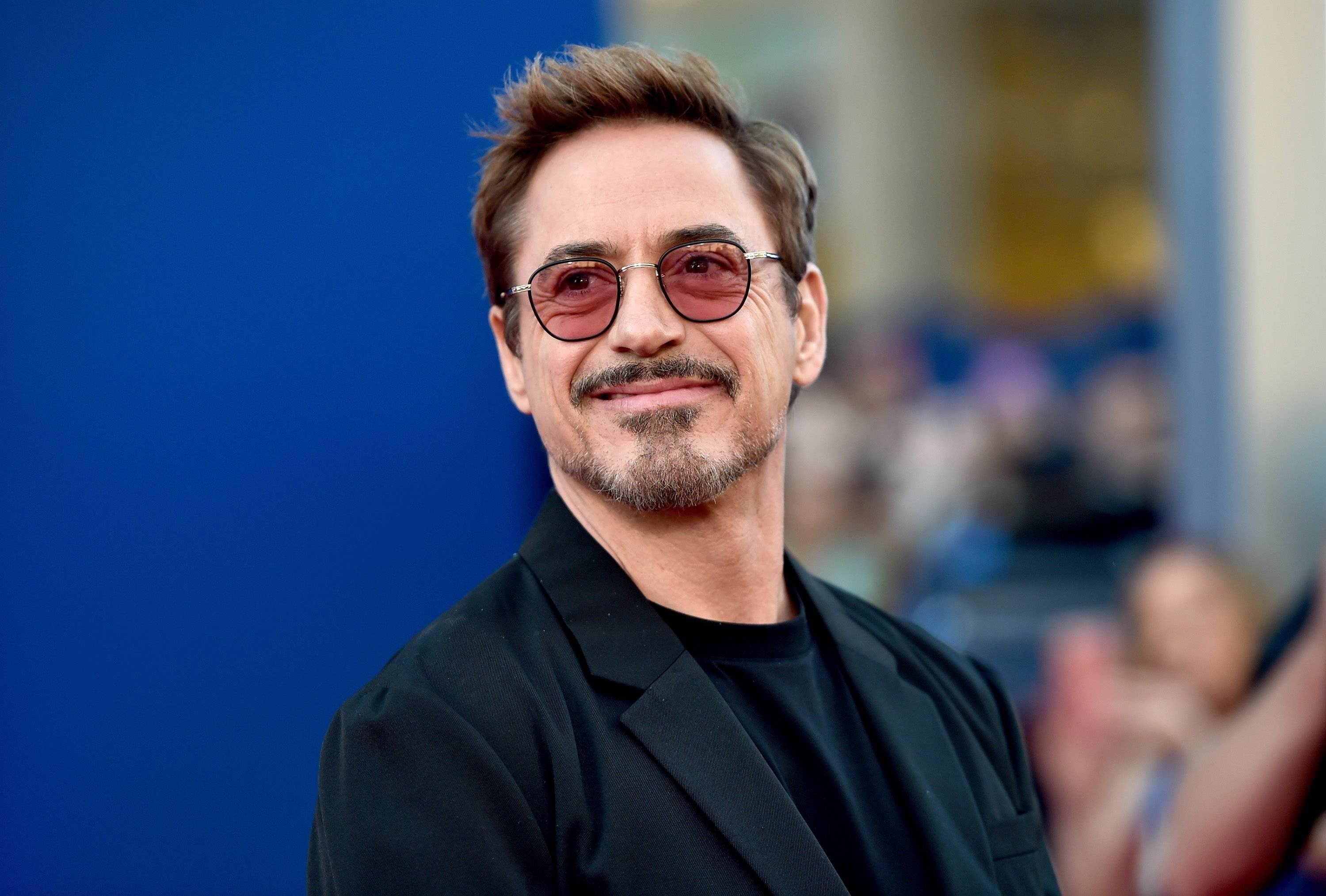 Robert Downey Jr. demostra que és un artista total en un concert de Sting