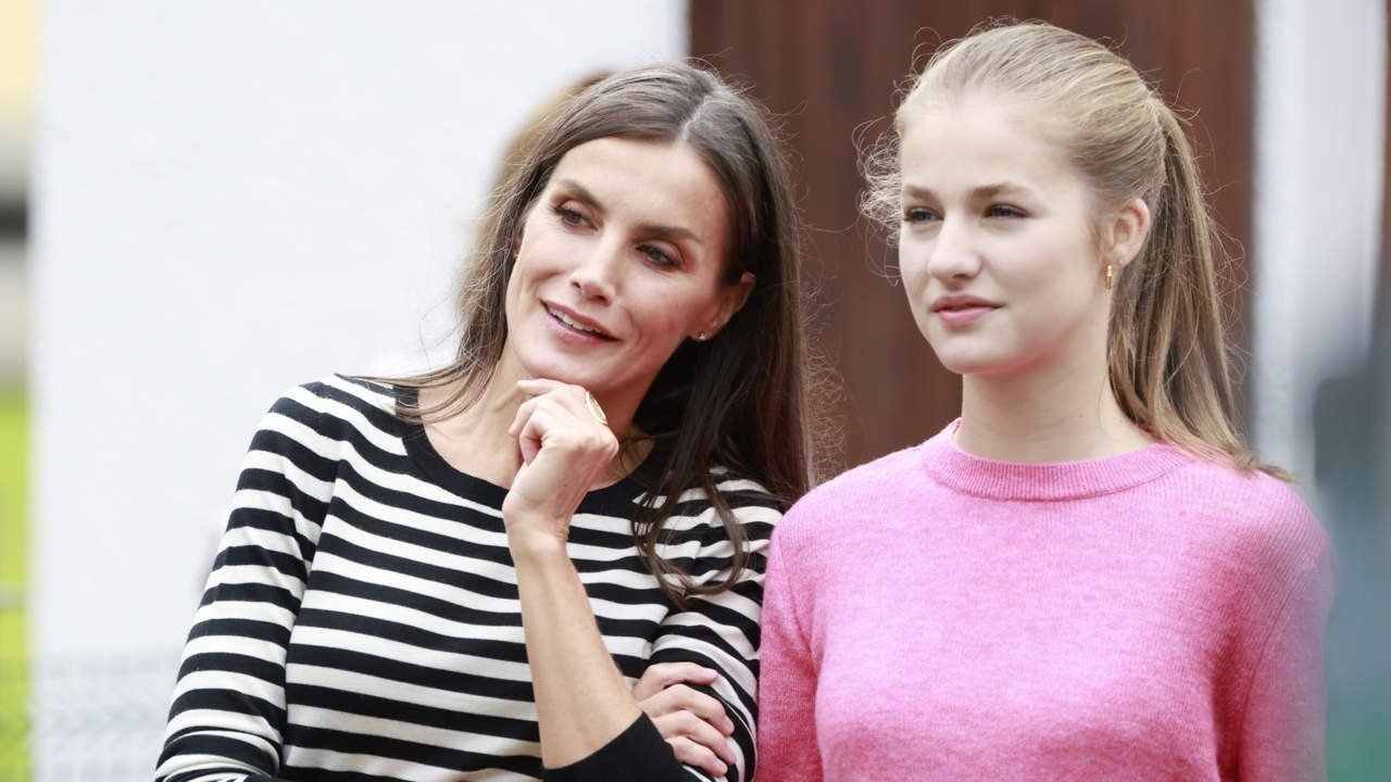 Leonor ha heredado un rasgo físico de Juan Carlos I que incomoda a Letizia, no se quiere operar