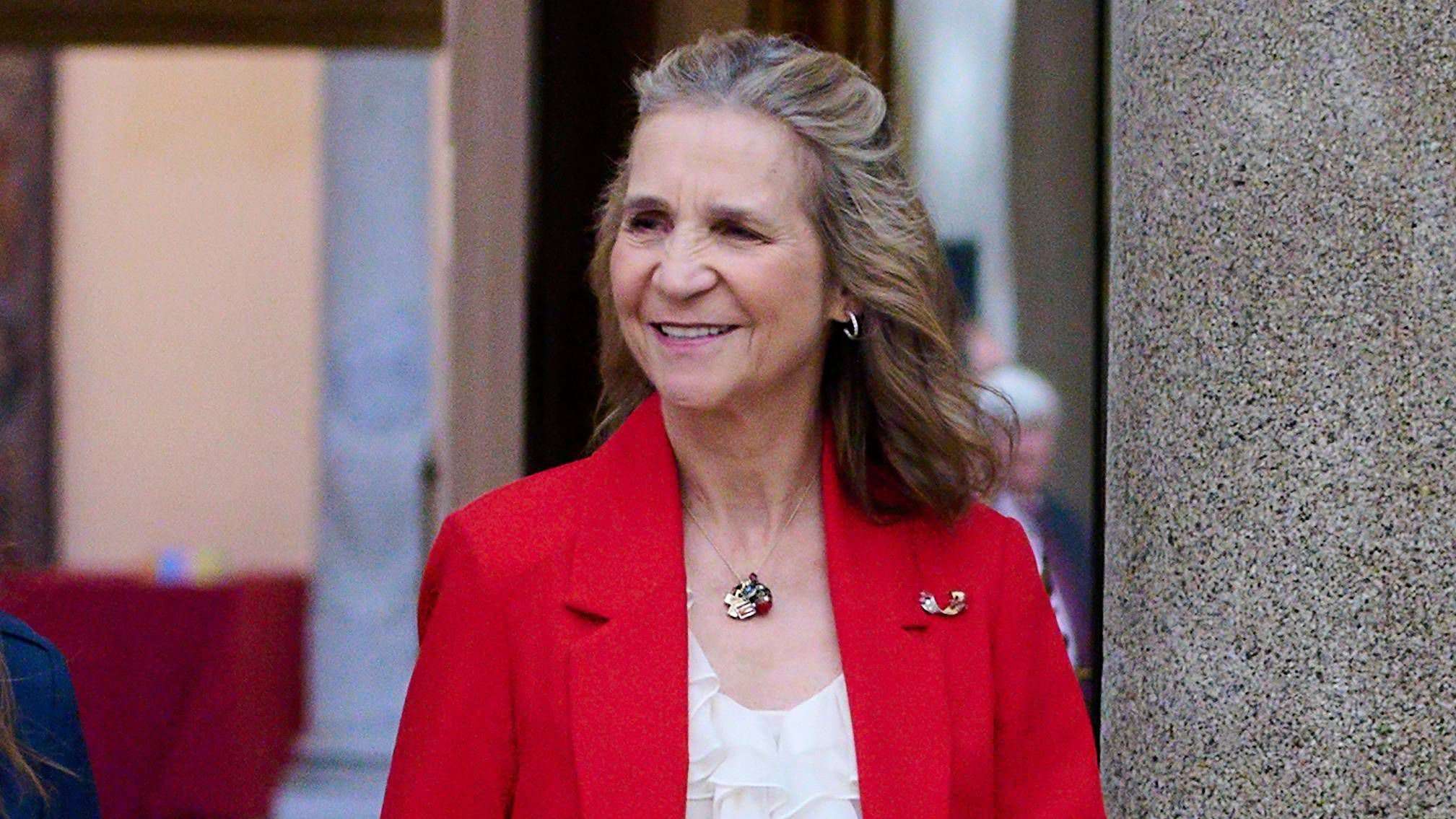 La infanta Elena té un sou mensual de cinc xifres